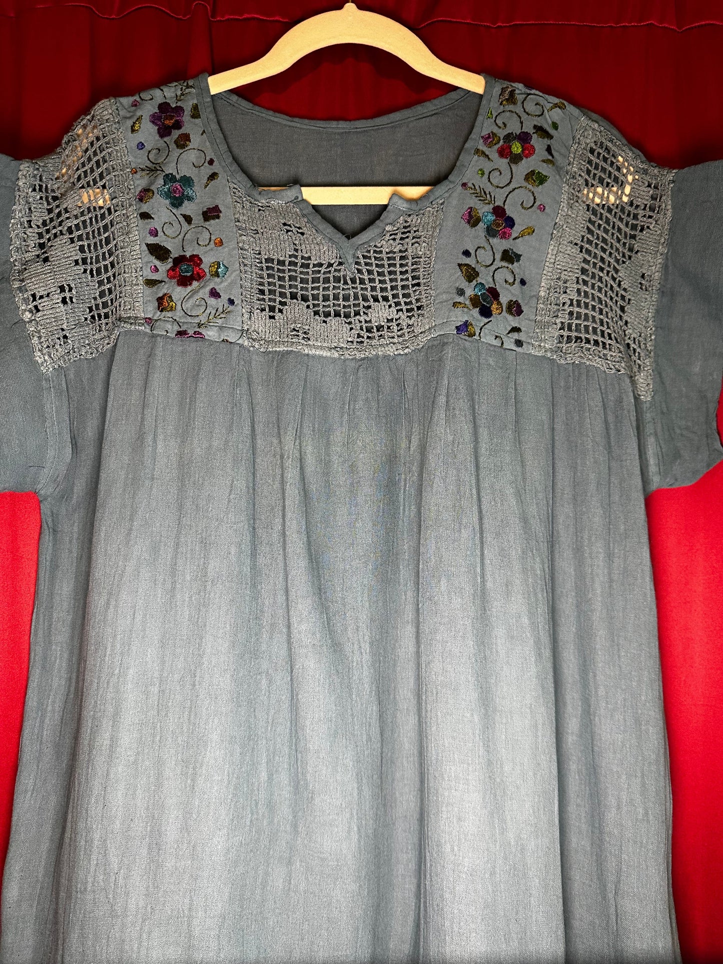 Daisy Embroidered Lace Neck Dress Daisy Embroidered Lace Neck Dress