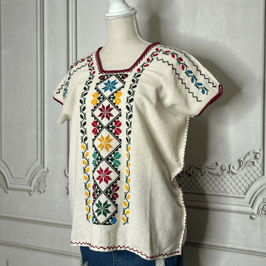 Huanengo Michoacan Huipil Blouse - Jazmin Huanengo Michoacan Huipil Blouse - Jazmin