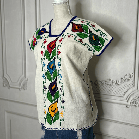 Huanengo Michoacan Huipil Blouse - Lilies Huanengo Michoacan Huipil Blouse - Lilies