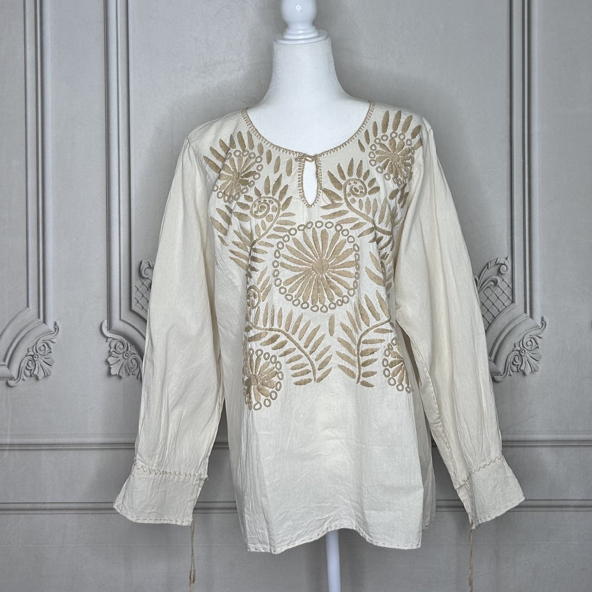 Mexican Embroidered Rococo Tunic - Cream Mexican Embroidered Rococo Tunic - Cream
