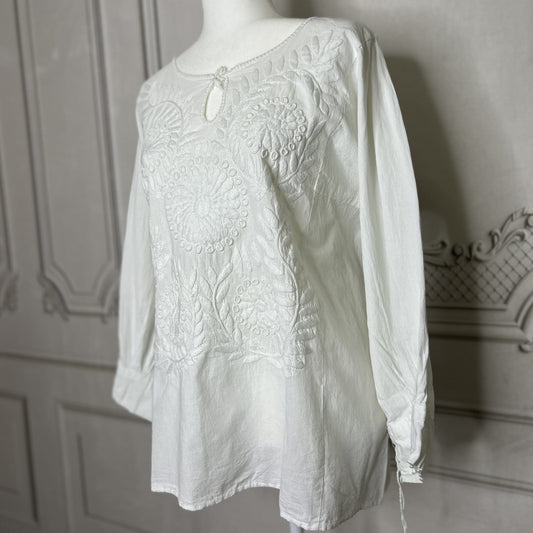 Mexican Embroidered Rococo Tunic - White Mexican Embroidered Rococo Tunic - White