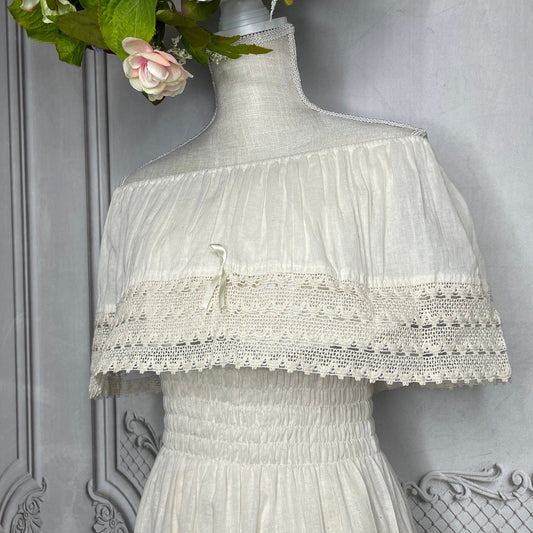 Off Shoulder Gauze Knee Length Dress - Lace Simple