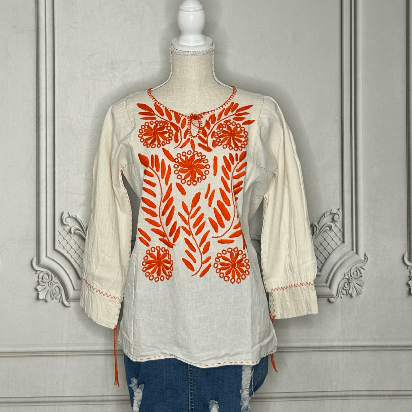 Rococo 3/4 Sleeve Tunic - Manta Rococo 3/4 Sleeve Tunic - Manta