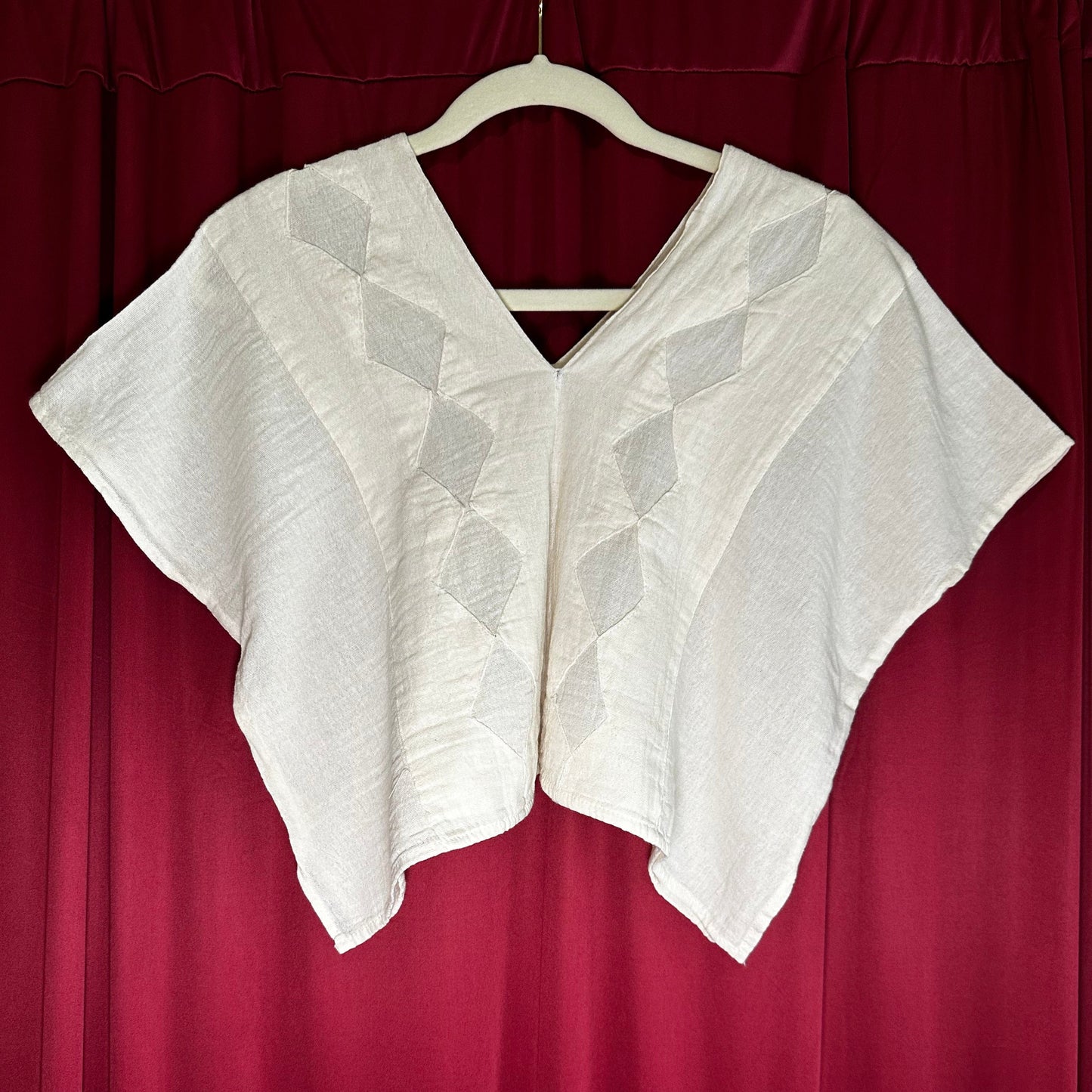 Rombo V-neck Gauze Blouse Rombo V-neck Gauze Blouse