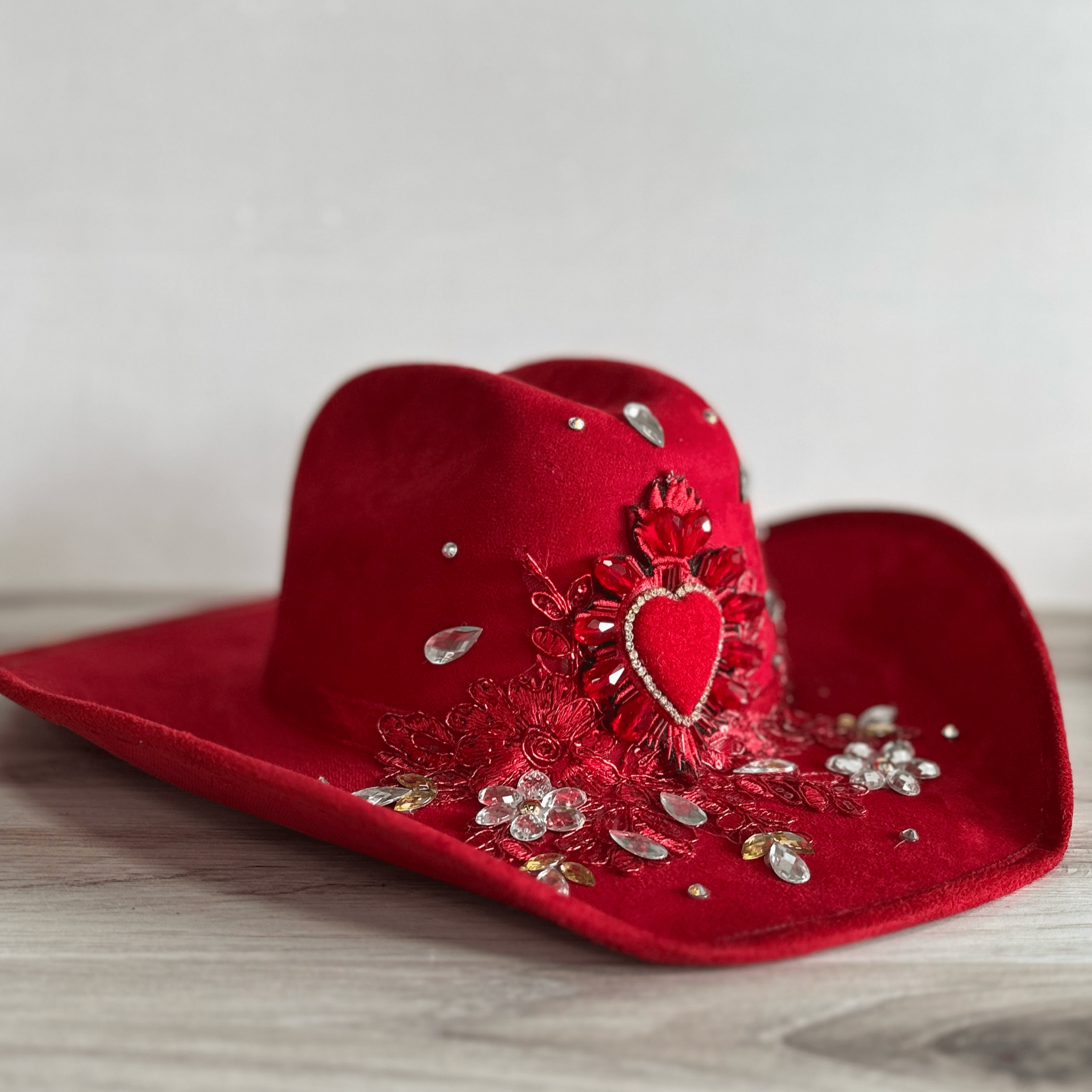 Beloved Millinery Stunning Red Rhinestone Embellished Women\'s Western Cowboy Hat RWYBEIW Cowgirl Cowboy Hat Women Men Vintage Wide Brim  main image 2