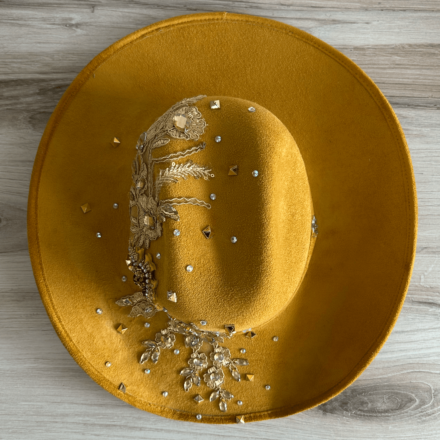 Side Sacred Heart Rhinestone Cowboy Hat Side Sacred Heart Rhinestone Cowboy Hat