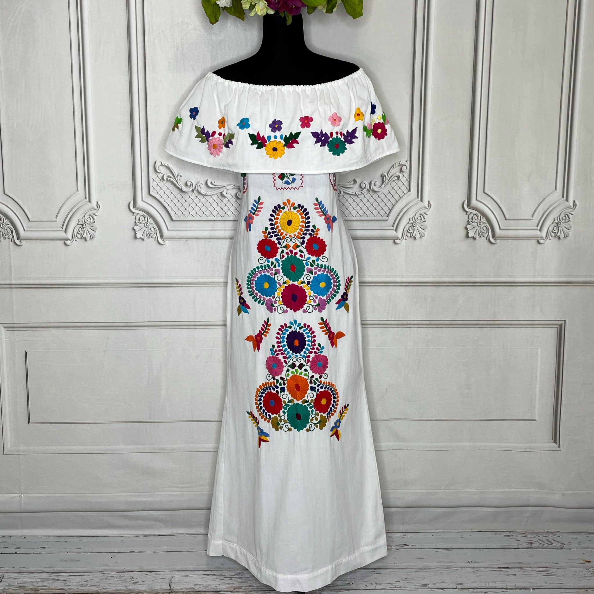 respuesta Tropezón ego Off Shoulder Wedding Dress - Puebla – Camelia Mexican Boutique