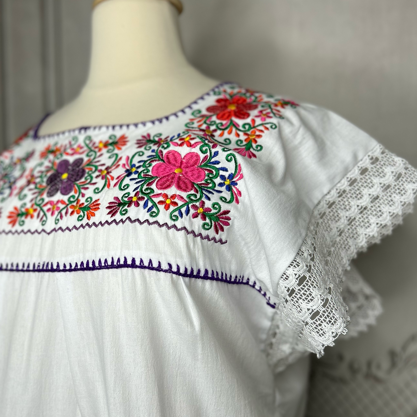 Yucatan Midi Lace Mexican Dress - Daisy