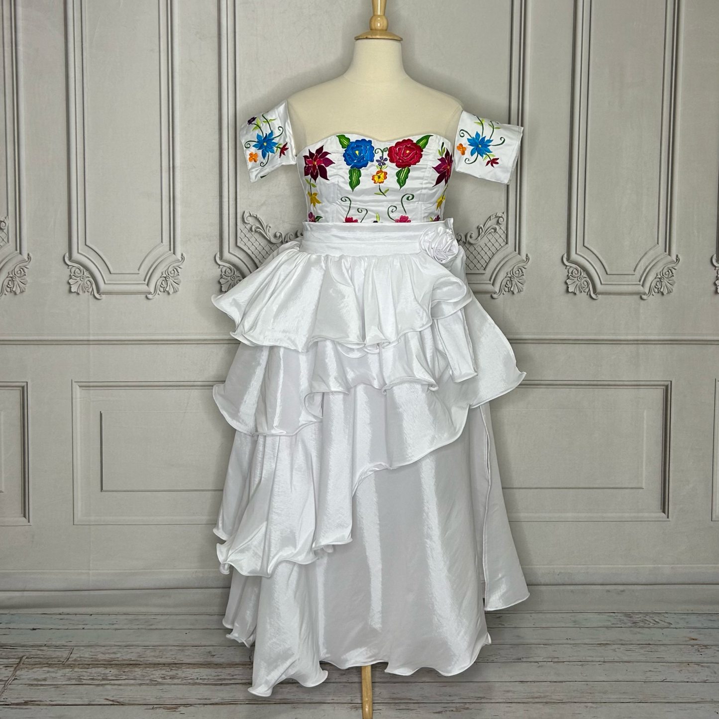 Embroidered Mexican Wedding Corset and Skirt - Rosie