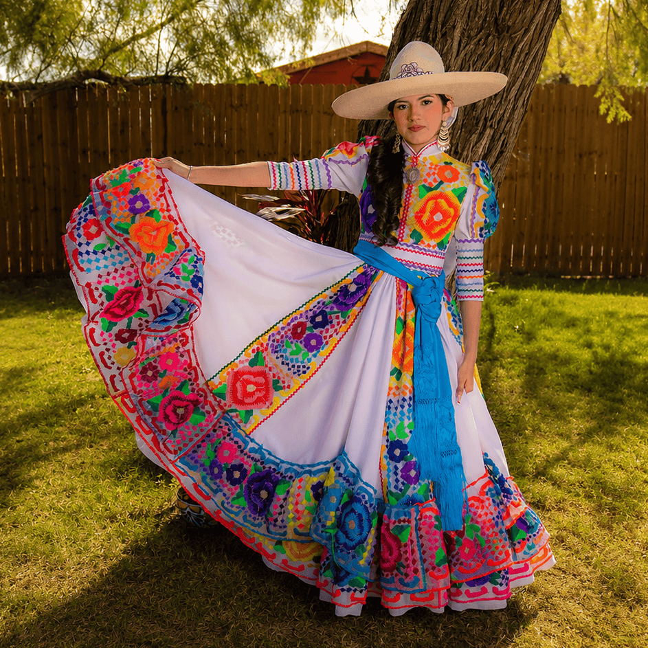 Chiapas de Corzo Adelita Escaramuza Dress Chiapas de Corzo Adelita Escaramuza Dress