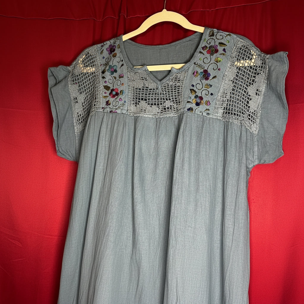 Daisy Embroidered Lace Neck Dress Daisy Embroidered Lace Neck Dress