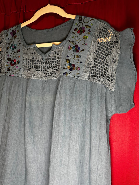 Daisy Embroidered Lace Neck Dress Daisy Embroidered Lace Neck Dress