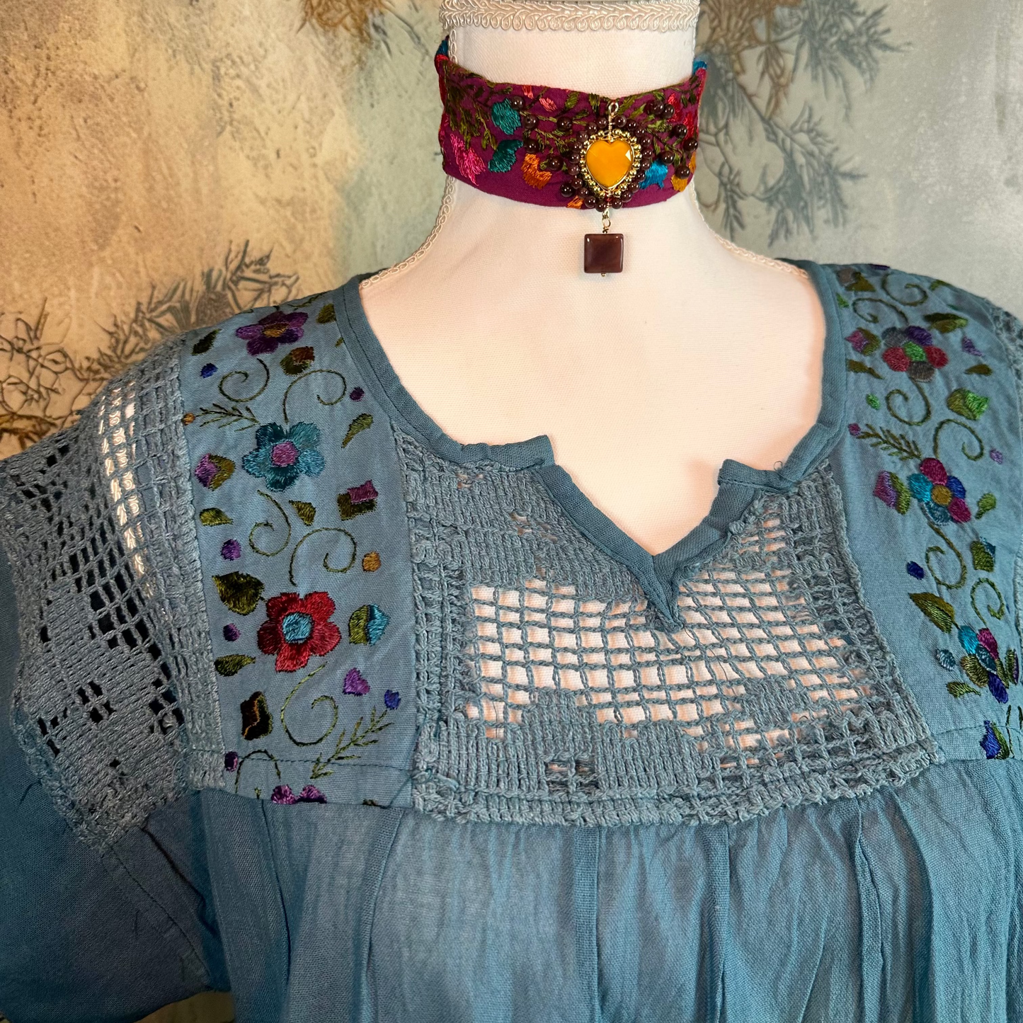 Daisy Embroidered Lace Neck Dress Daisy Embroidered Lace Neck Dress