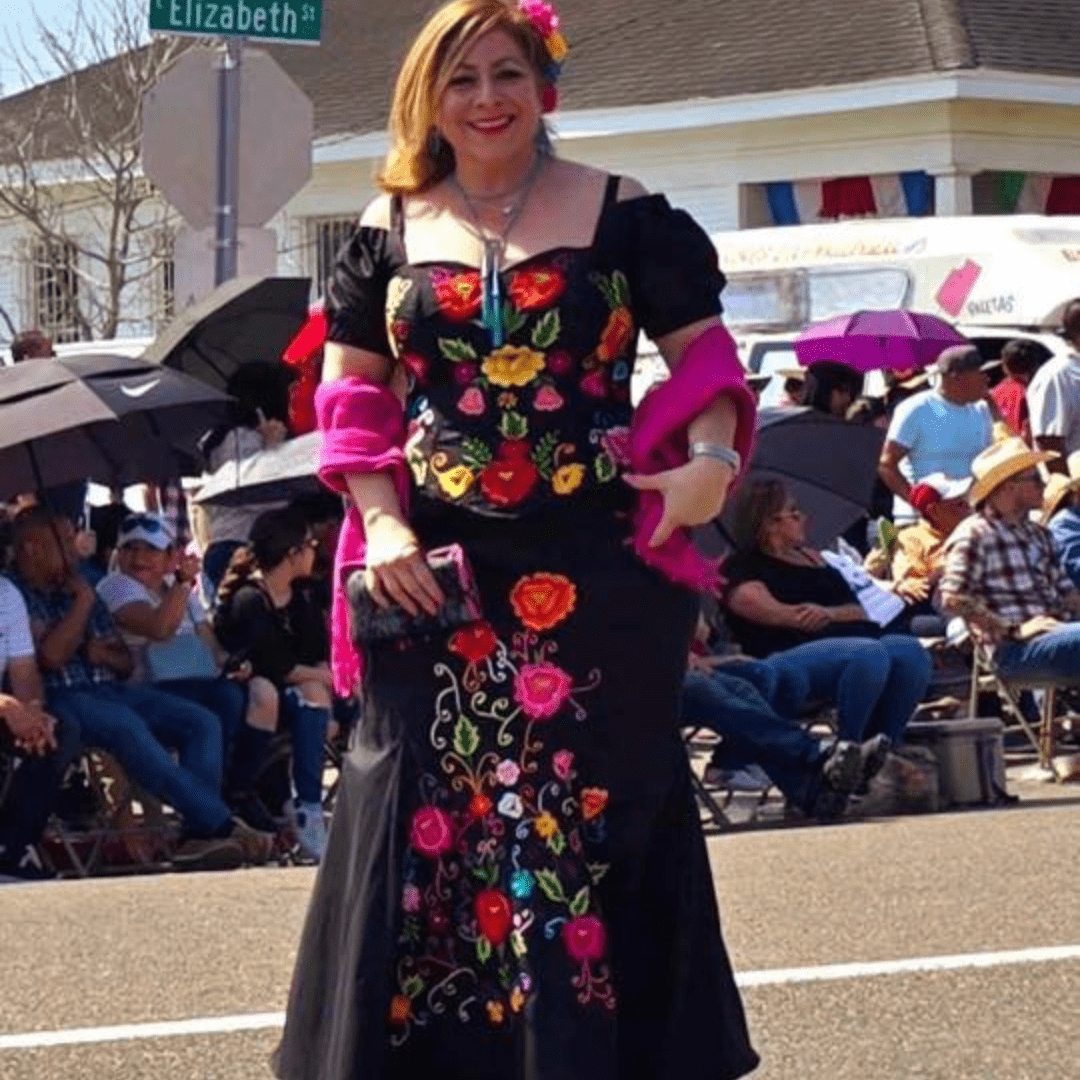 Embroidered Mexican Evening Dress - La Reina