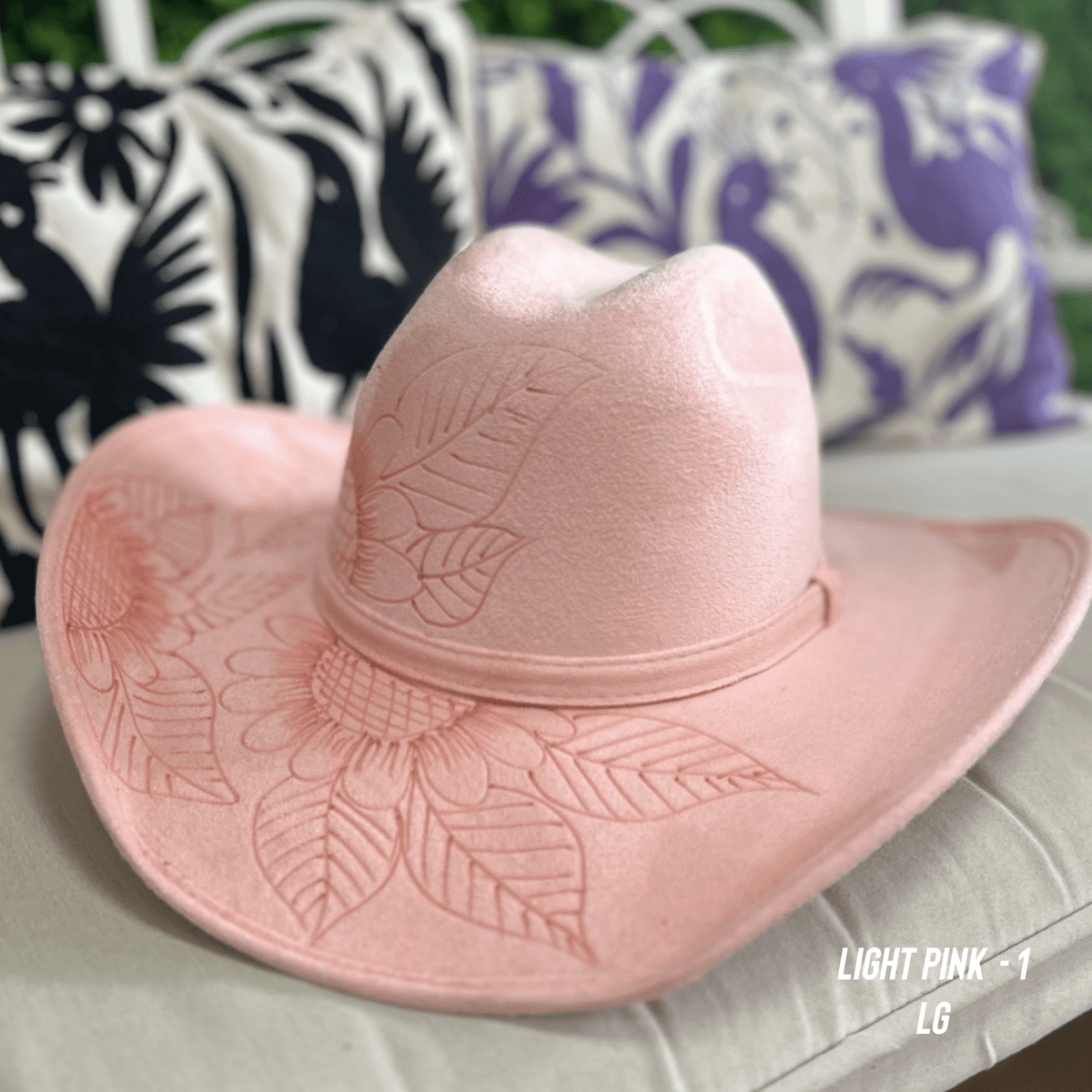 Engraved Floral Cowboy Hat – Camelia Mexican Boutique display picture 2