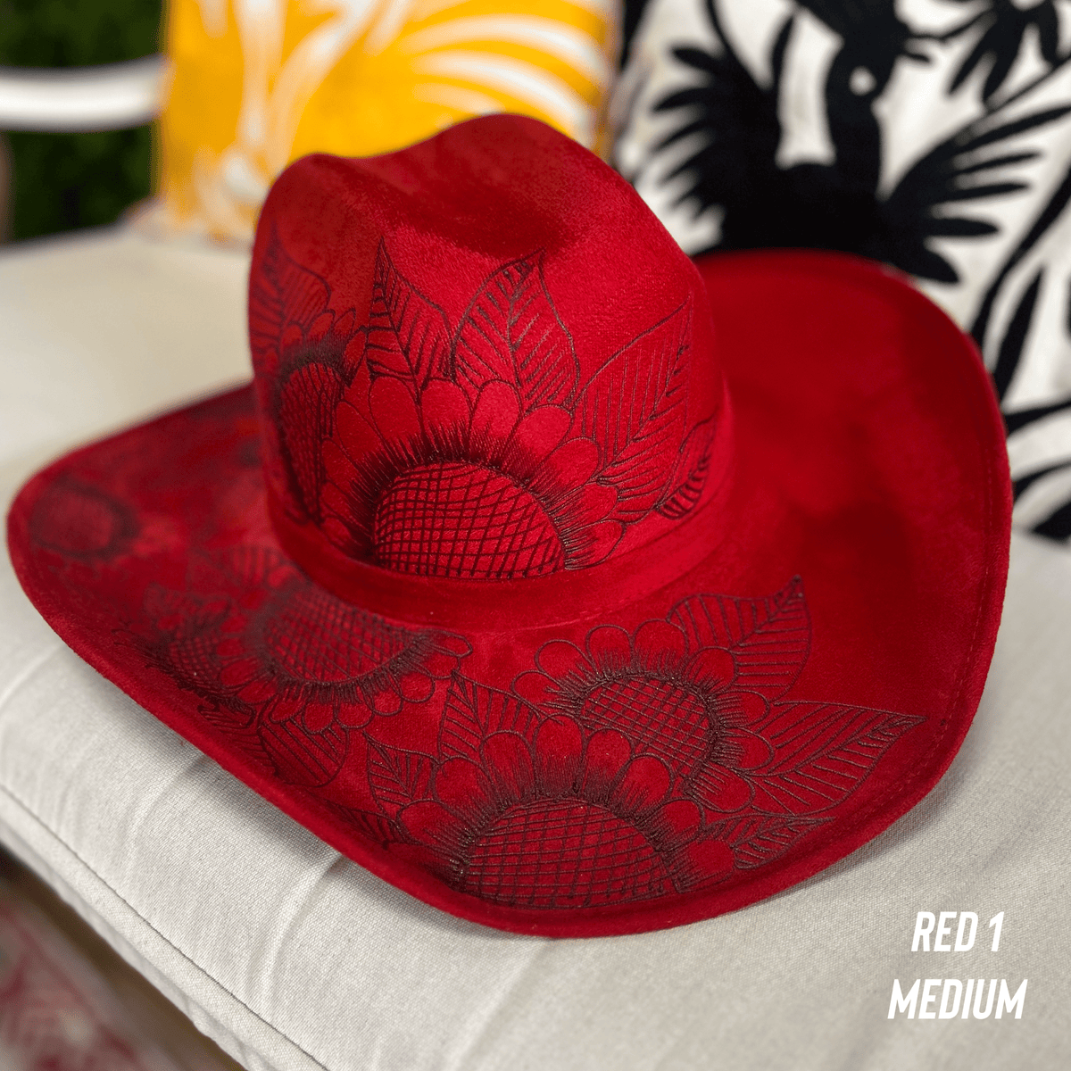 Engraved Floral Cowboy Hat – Camelia Mexican Boutique display picture 2