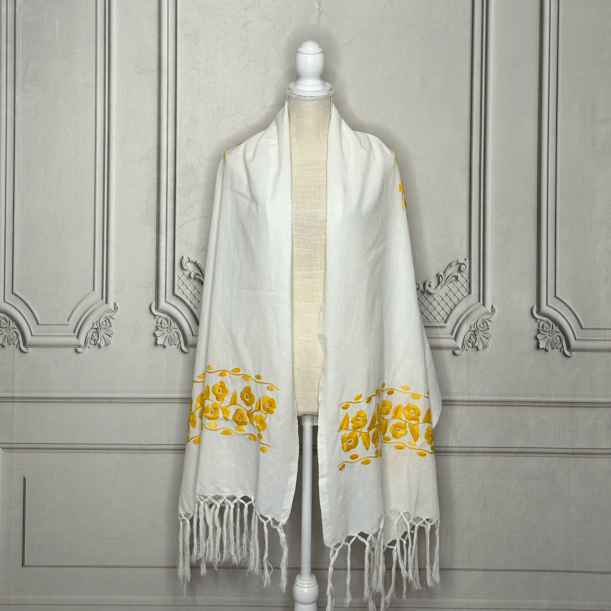 Floral Huautla Embroidered Shawl Floral Huautla Embroidered Shawl