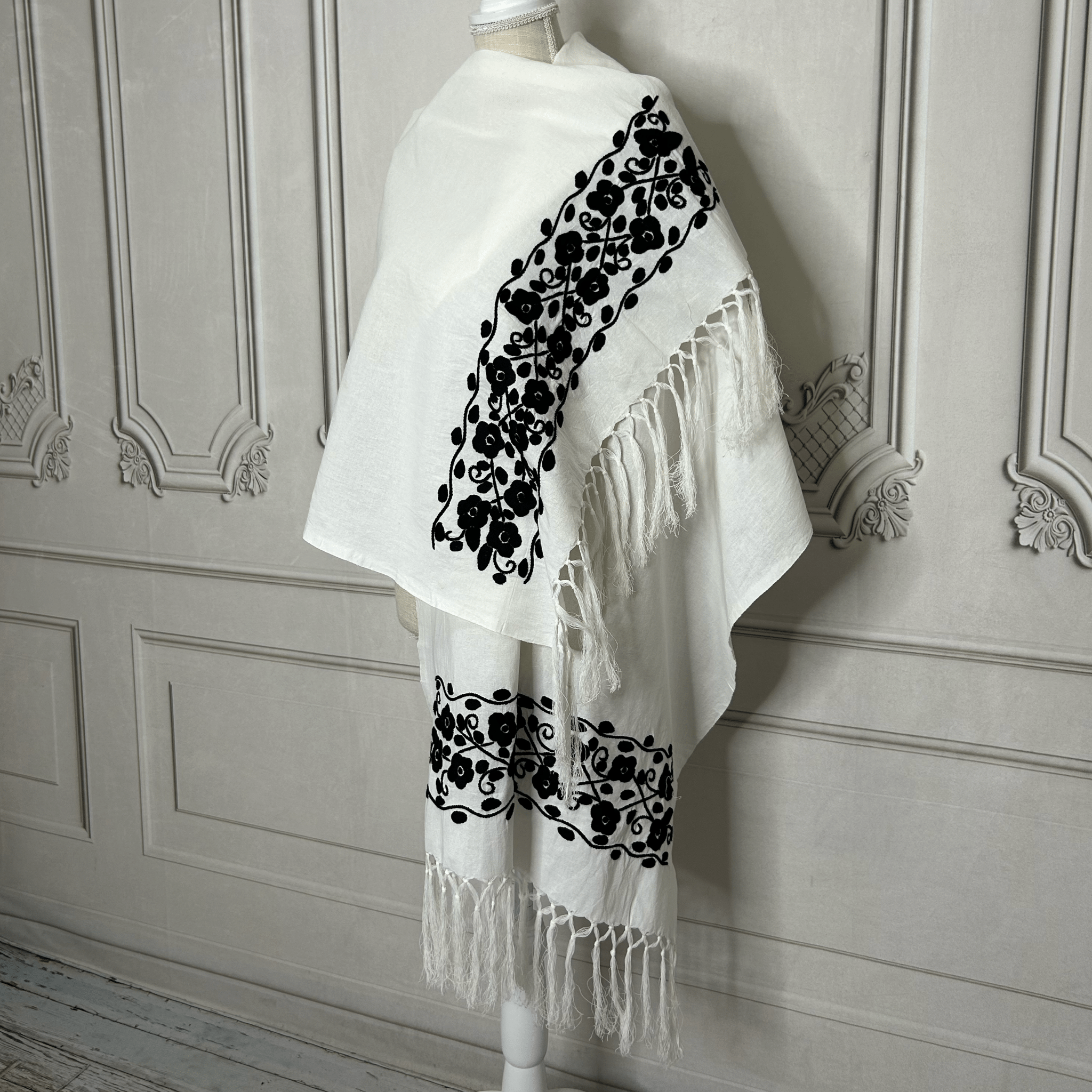Floral Huautla Embroidered Shawl Floral Huautla Embroidered Shawl