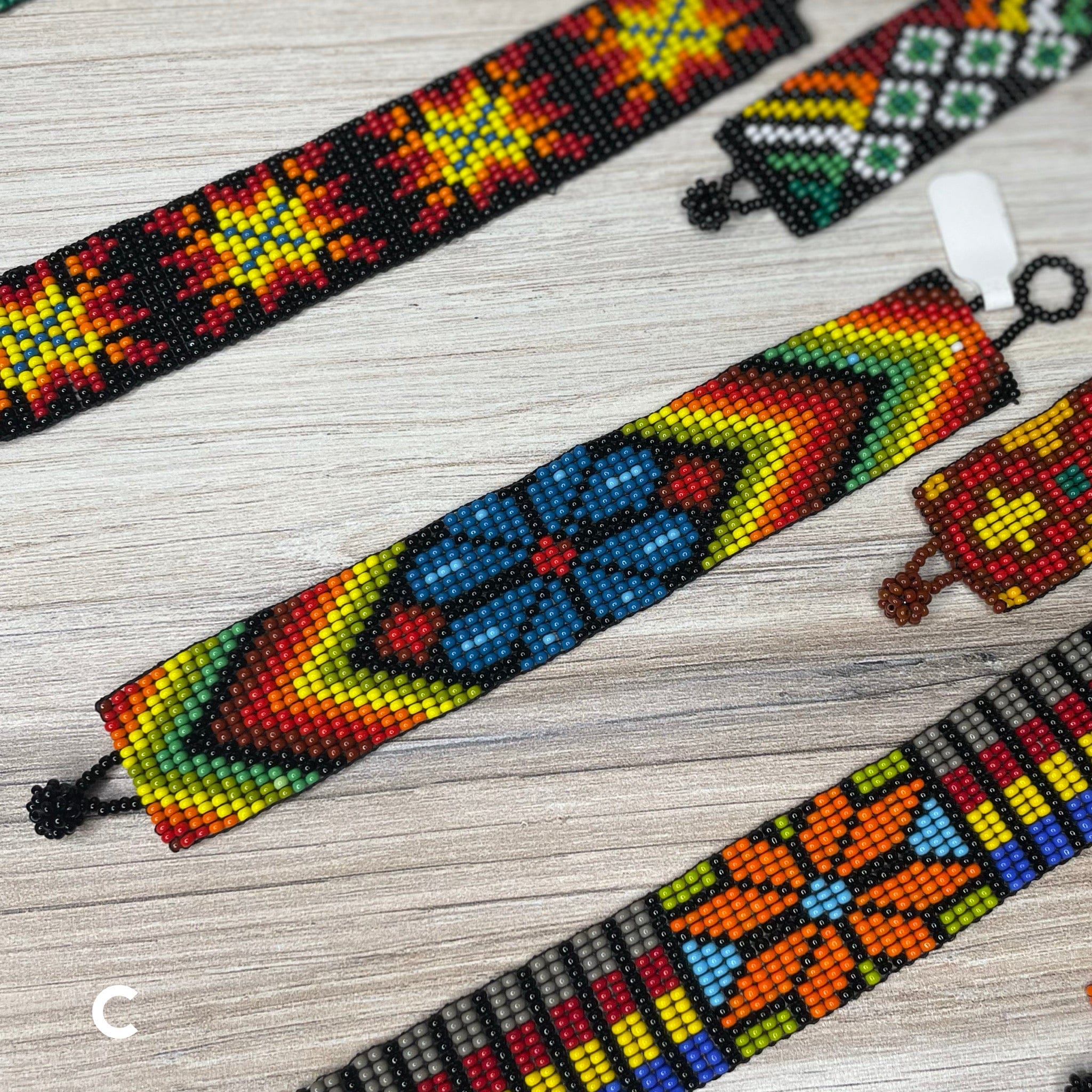 Huichol Beaded Native American Bracelet - 1 Inch