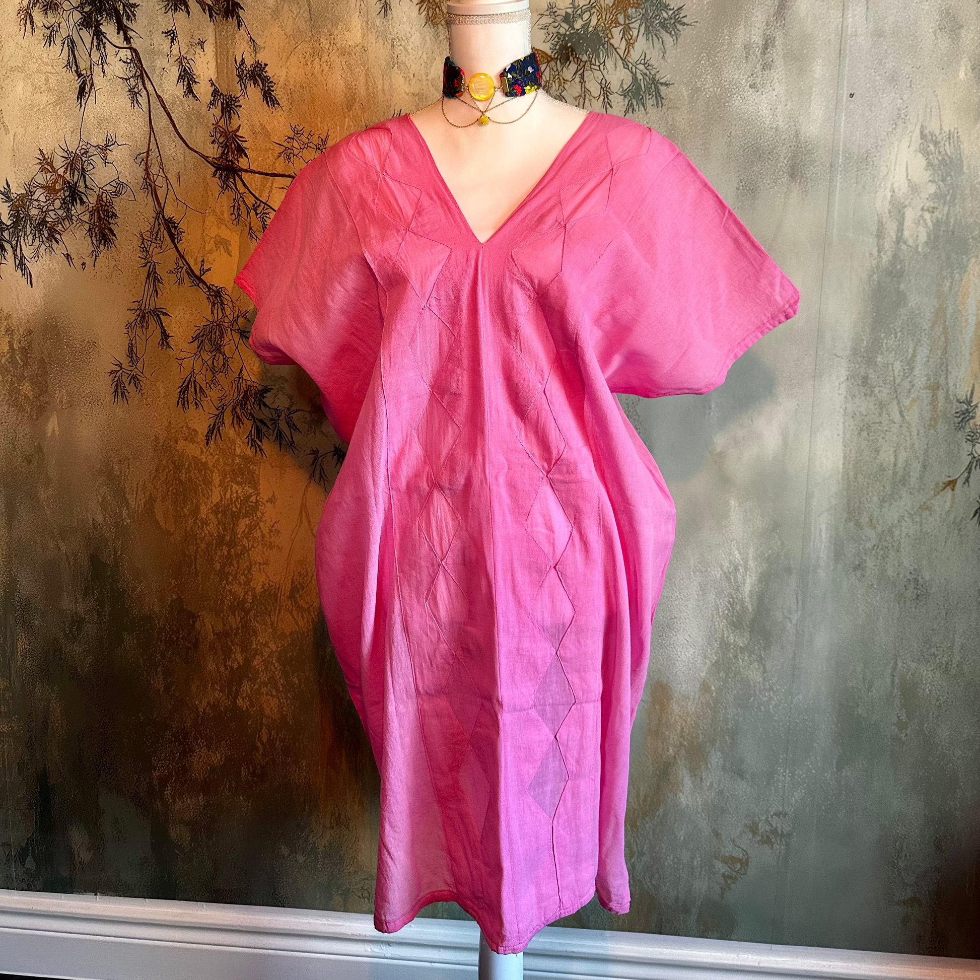 Huipil Diamond Detail Gauze V-Neck Short Dress Huipil Diamond Detail Gauze V-Neck Short Dress