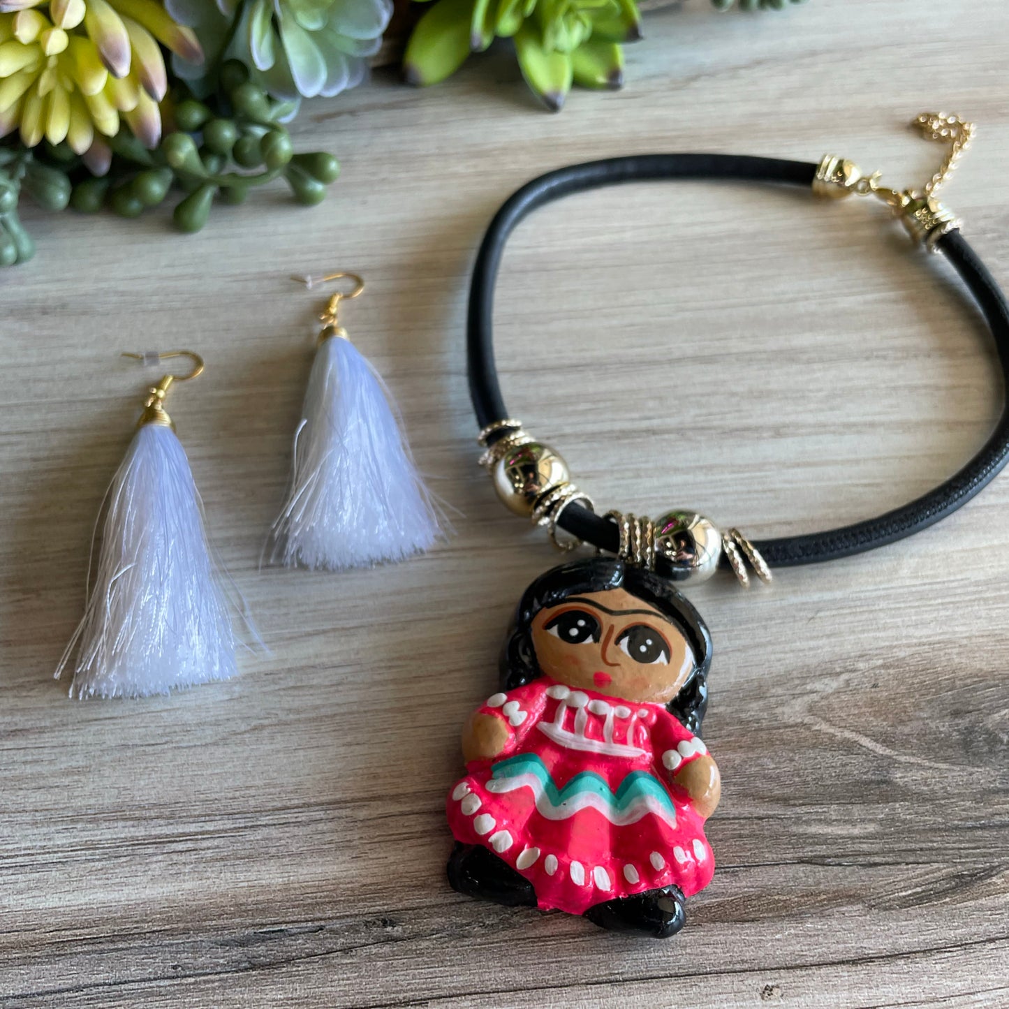Mexican Ceramic Necklace Set - Doll