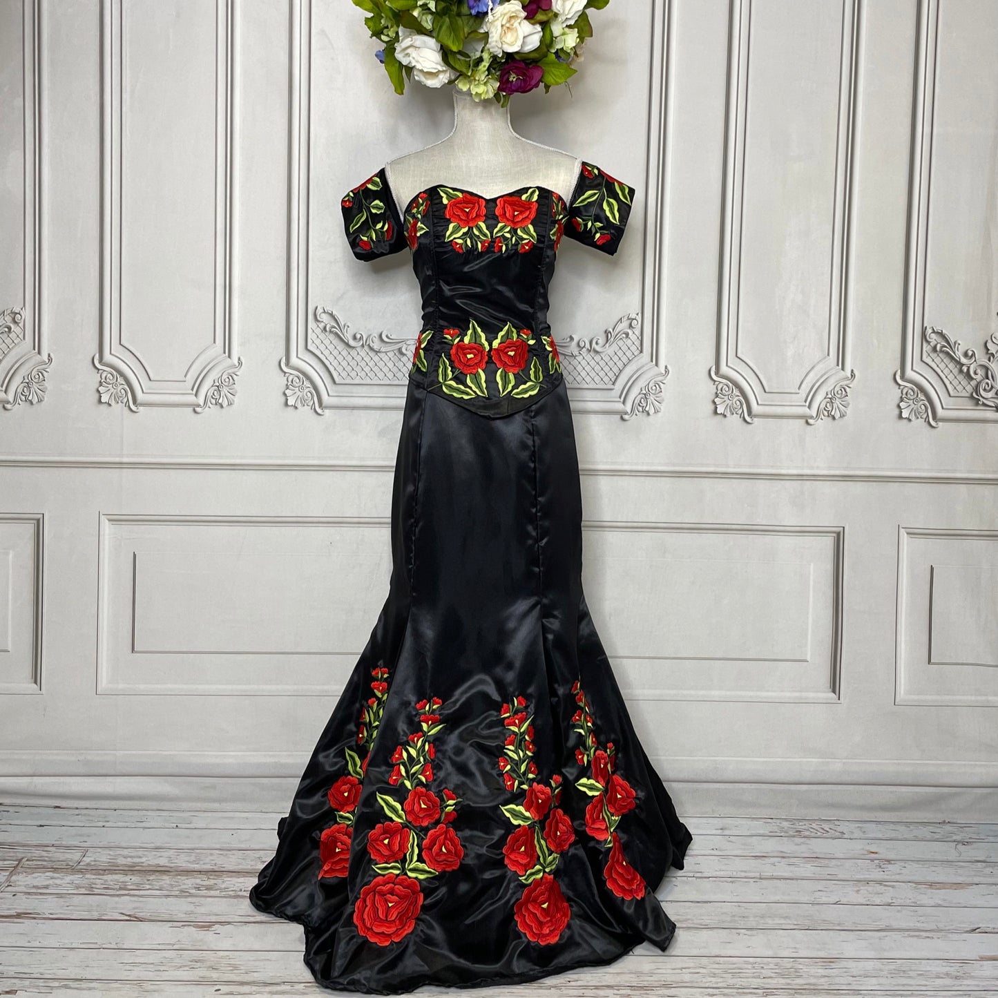 Embroidered Mexican Evening Dress - Red Roses Mermaid