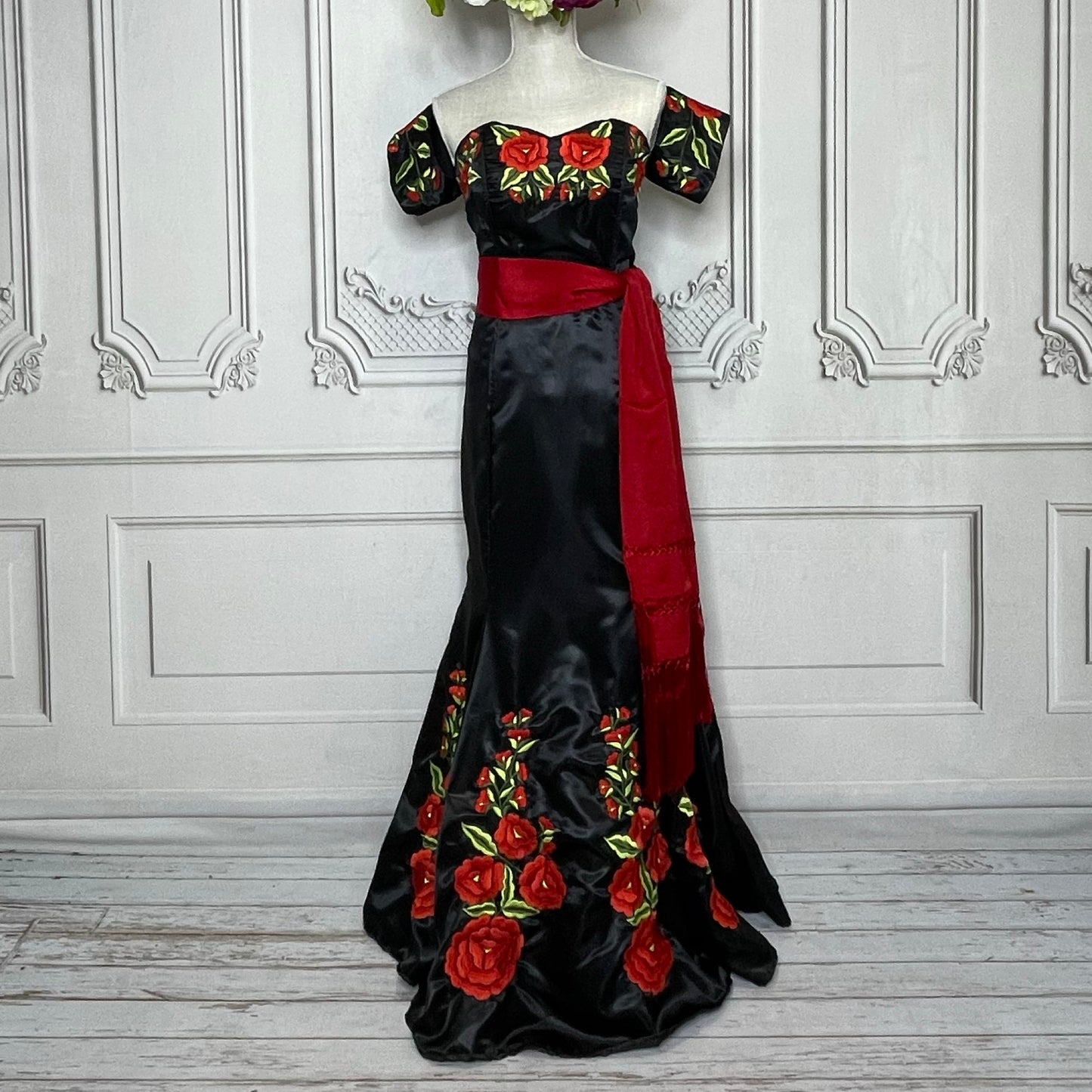 Embroidered Mexican Evening Dress - Red Roses Mermaid
