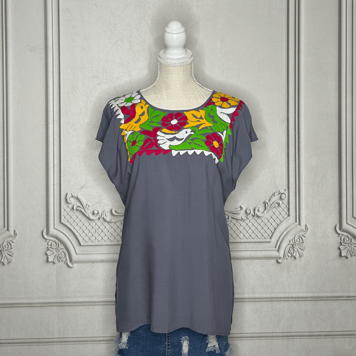 Jalapa Mexican Blouse - Neck Detail