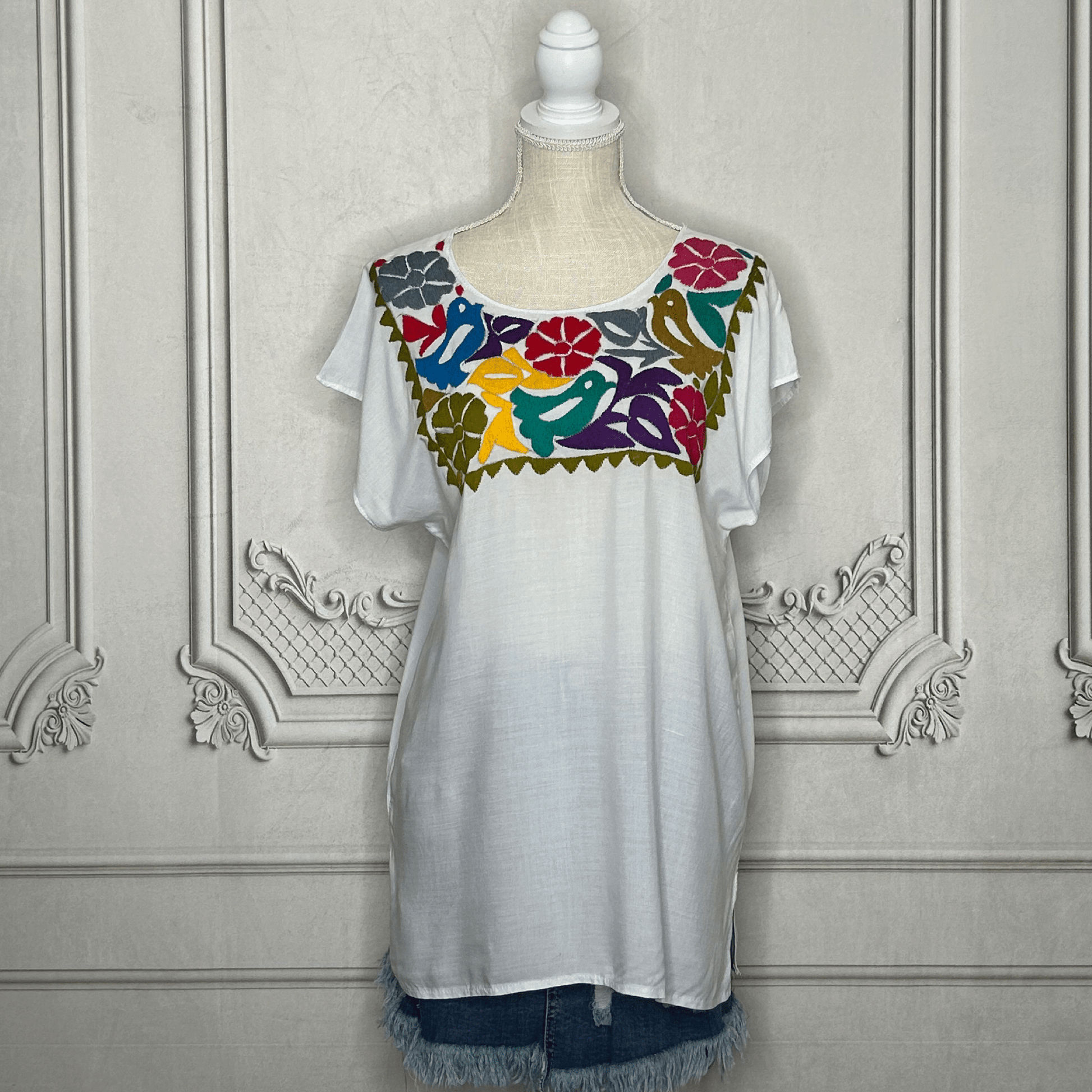 Jalapa Mexican Blouse - Neck Detail