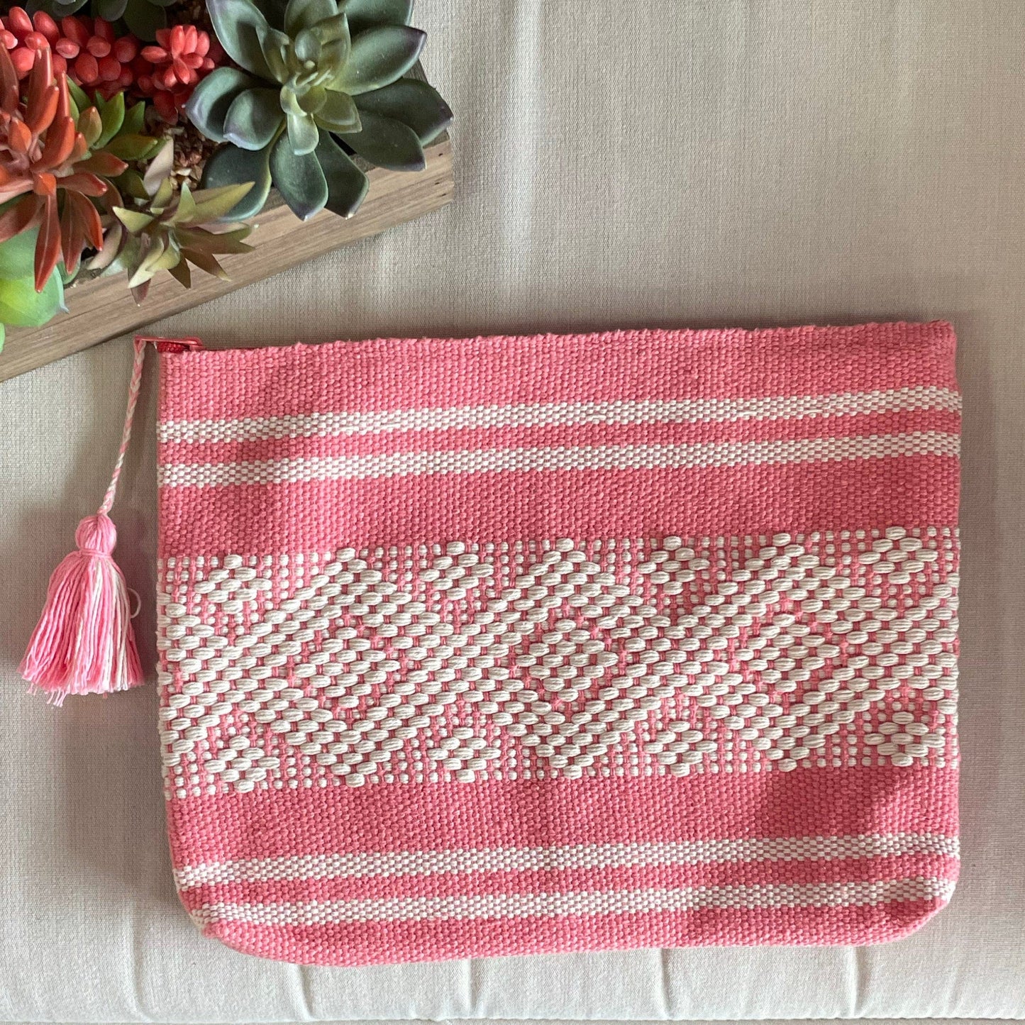 Jalieza Mexican Hand Woven Clutch - Large