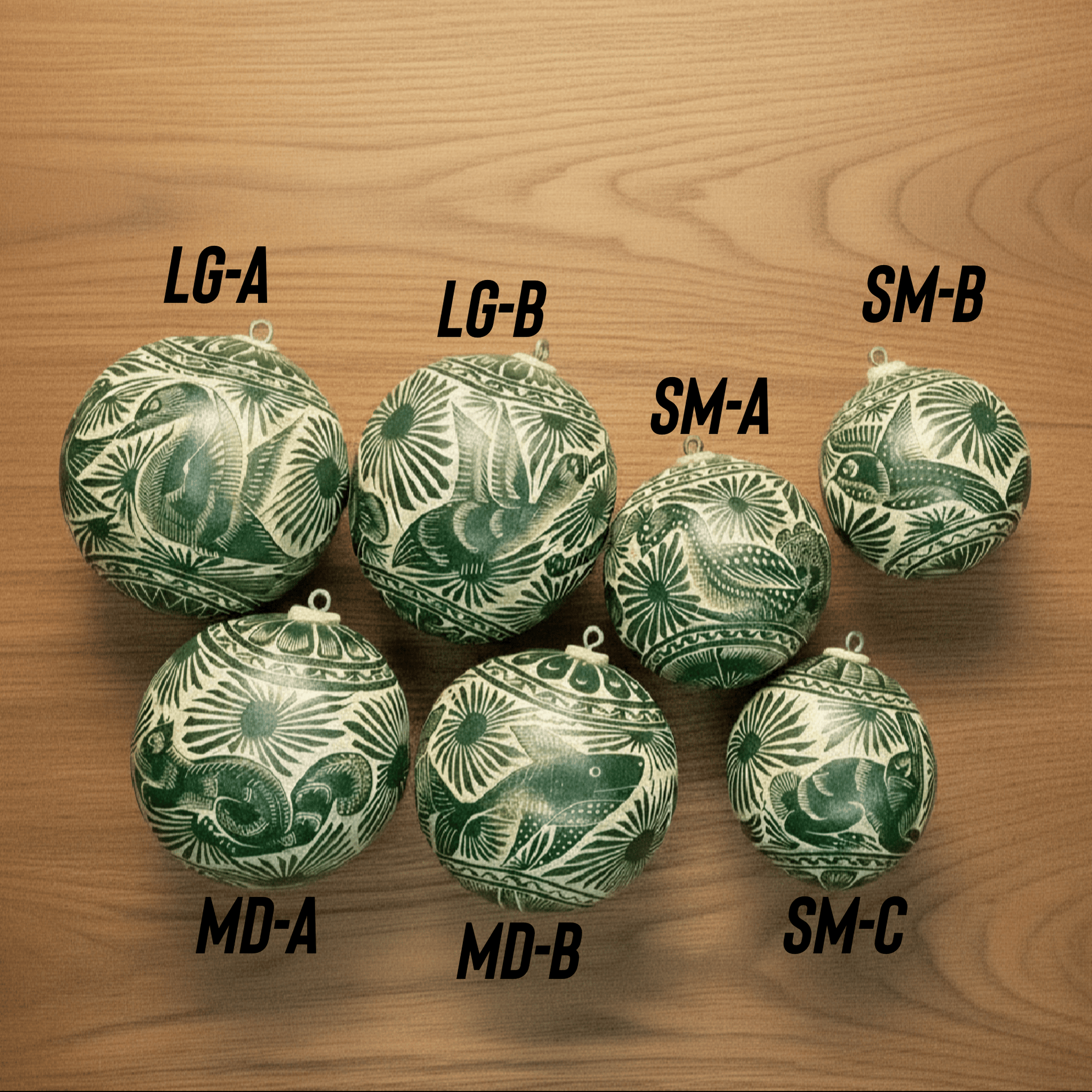 Jícara Natural Hand-Carved Christmas Ornament GREEN Jícara Natural Hand-Carved Christmas Ornament GREEN