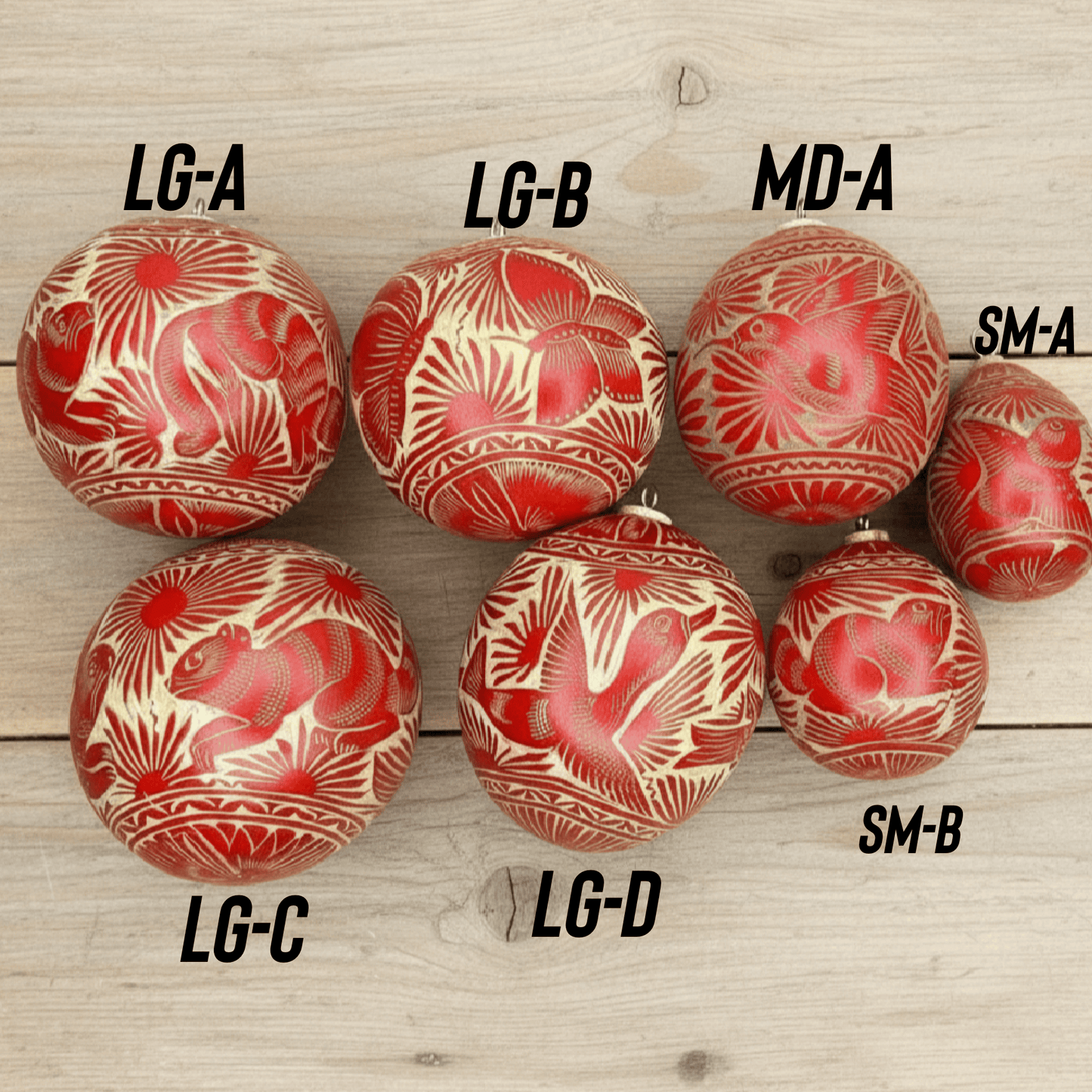 Jícara Natural Hand-Carved Christmas Ornament RED Jícara Natural Hand-Carved Christmas Ornament RED