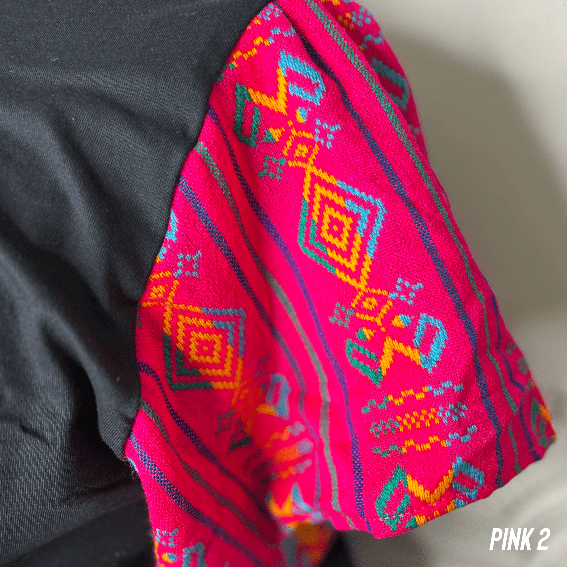 Loteria T-Shirt Cambaya Sleeve - LA ROSA Loteria T-Shirt Cambaya Sleeve - LA ROSA