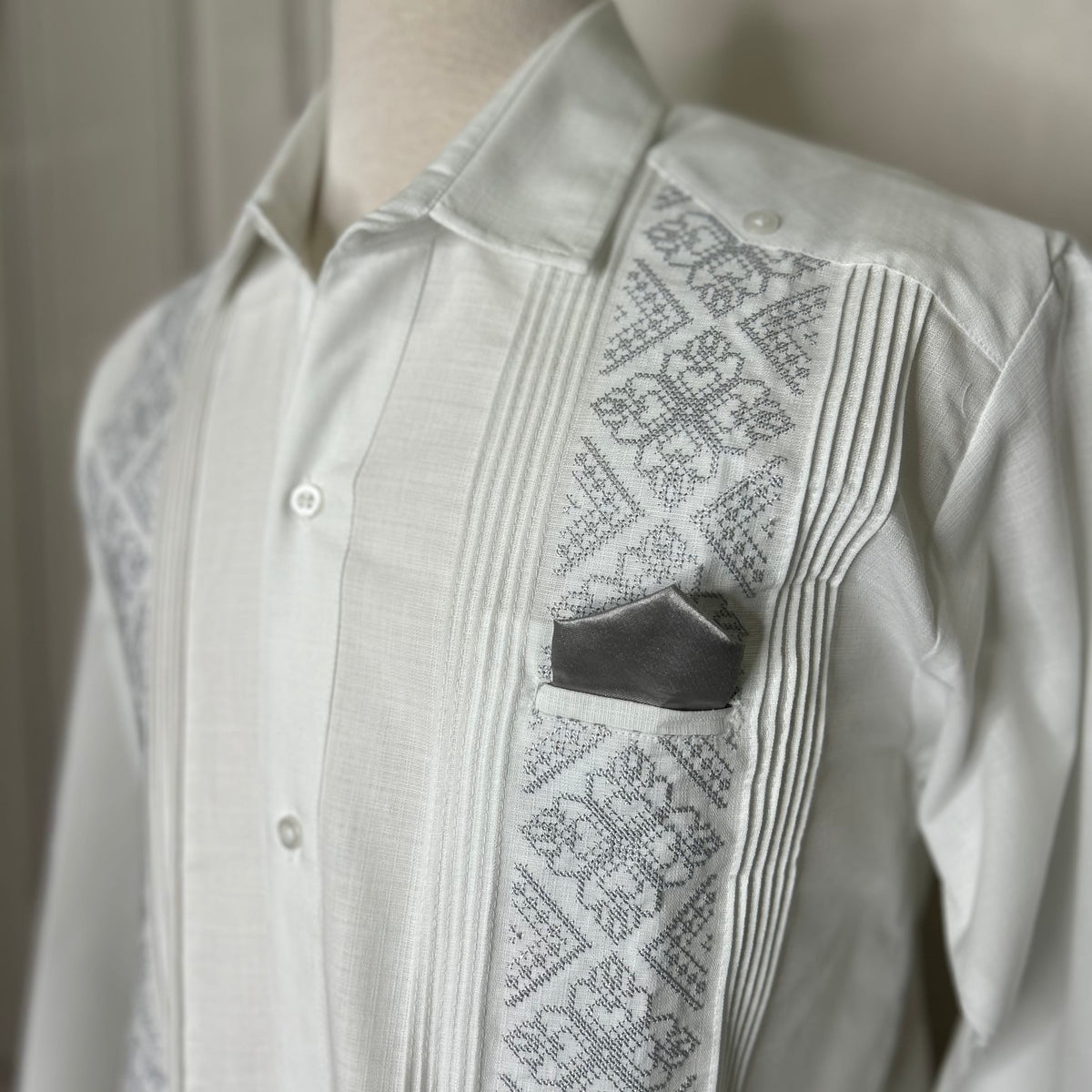 Men's Long Sleeve Linen Guayabera - Alexander Men's Long Sleeve Linen Guayabera - Alexander