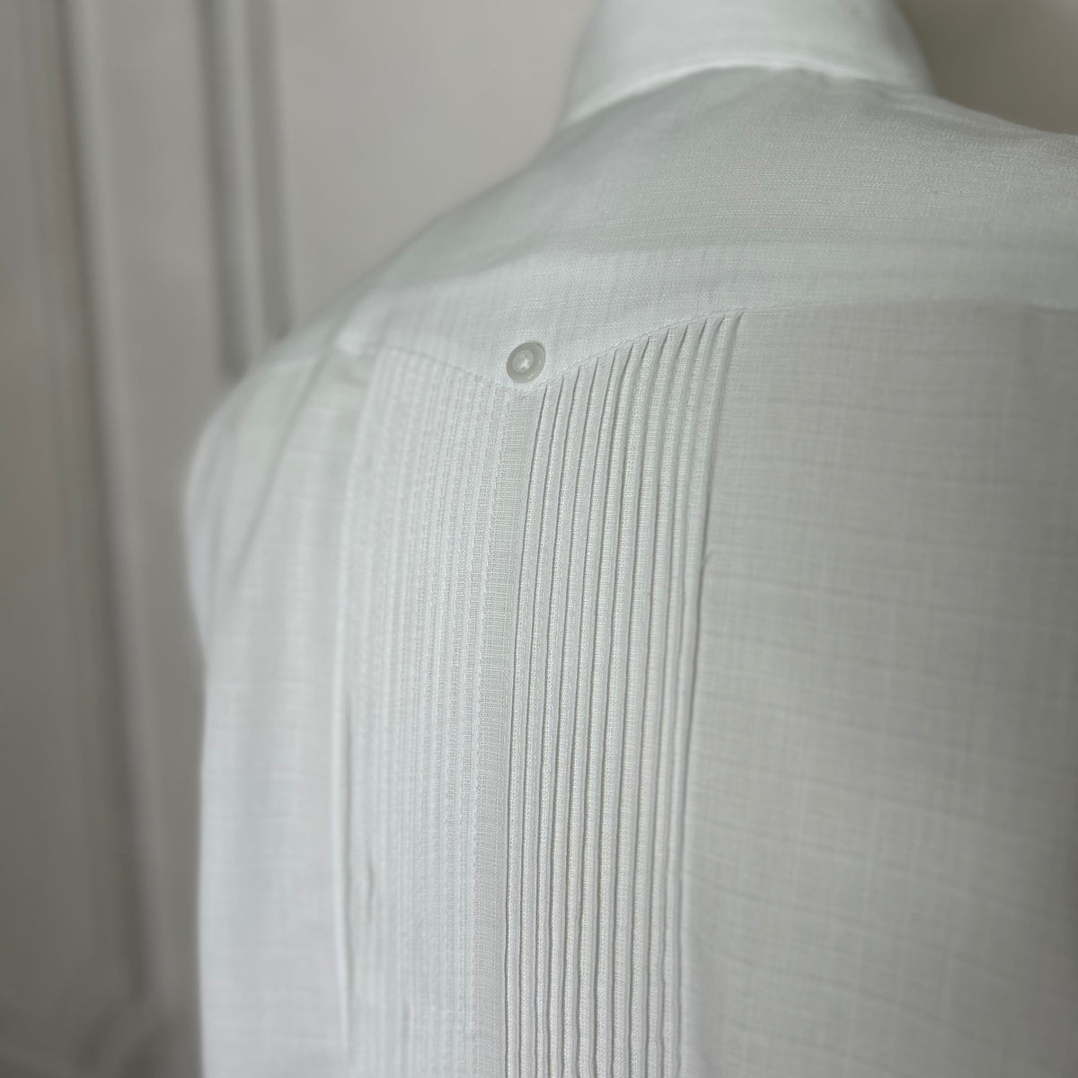 Men's Long Sleeve Linen Guayabera - Alexander Men's Long Sleeve Linen Guayabera - Alexander
