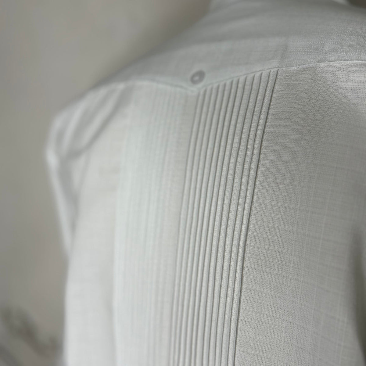 Men's Long Sleeve Linen Guayabera - Roco Men's Long Sleeve Linen Guayabera - Roco