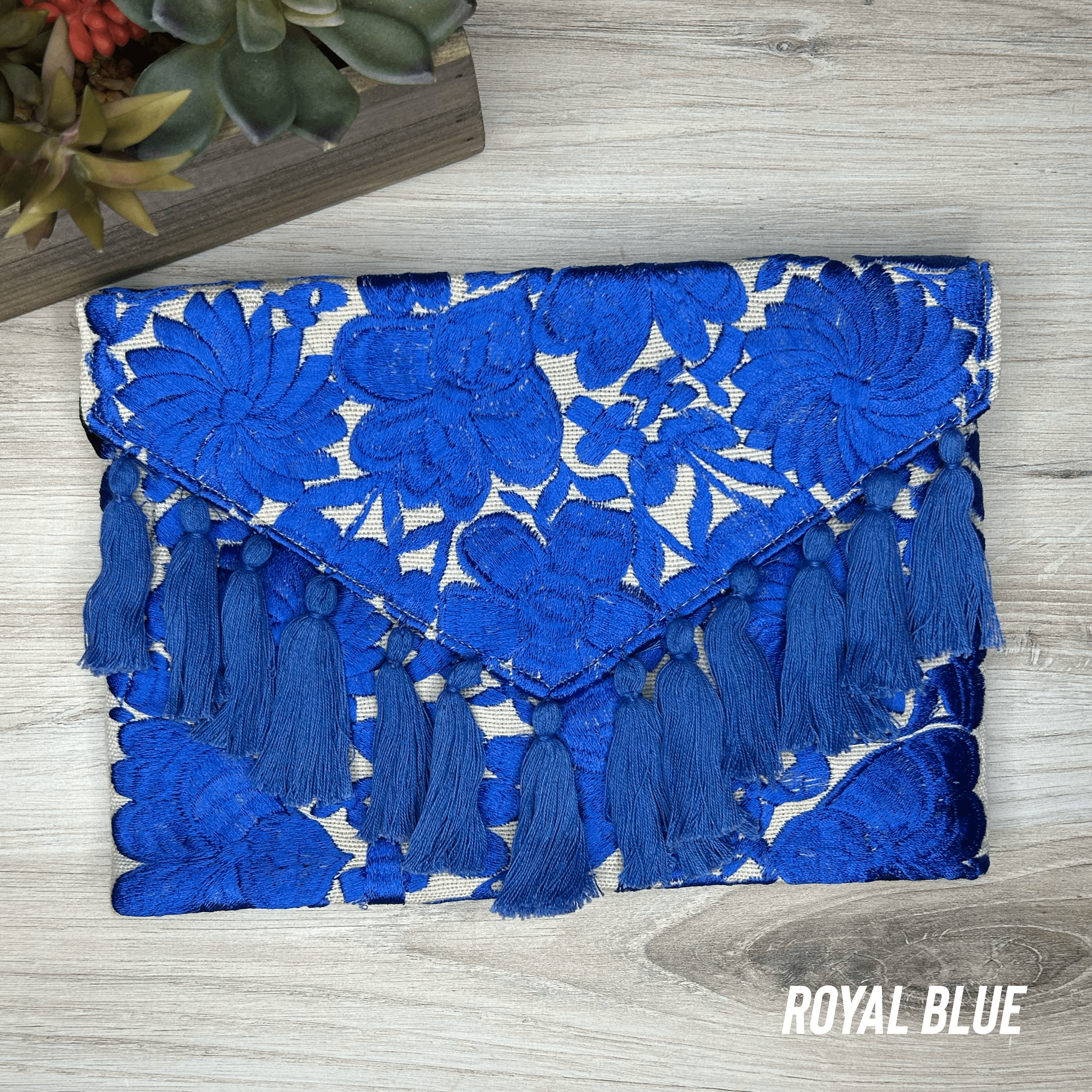 Mexican Embroidered Crossbody Clutch - Zinnia Mexican Embroidered Crossbody Clutch - Zinnia