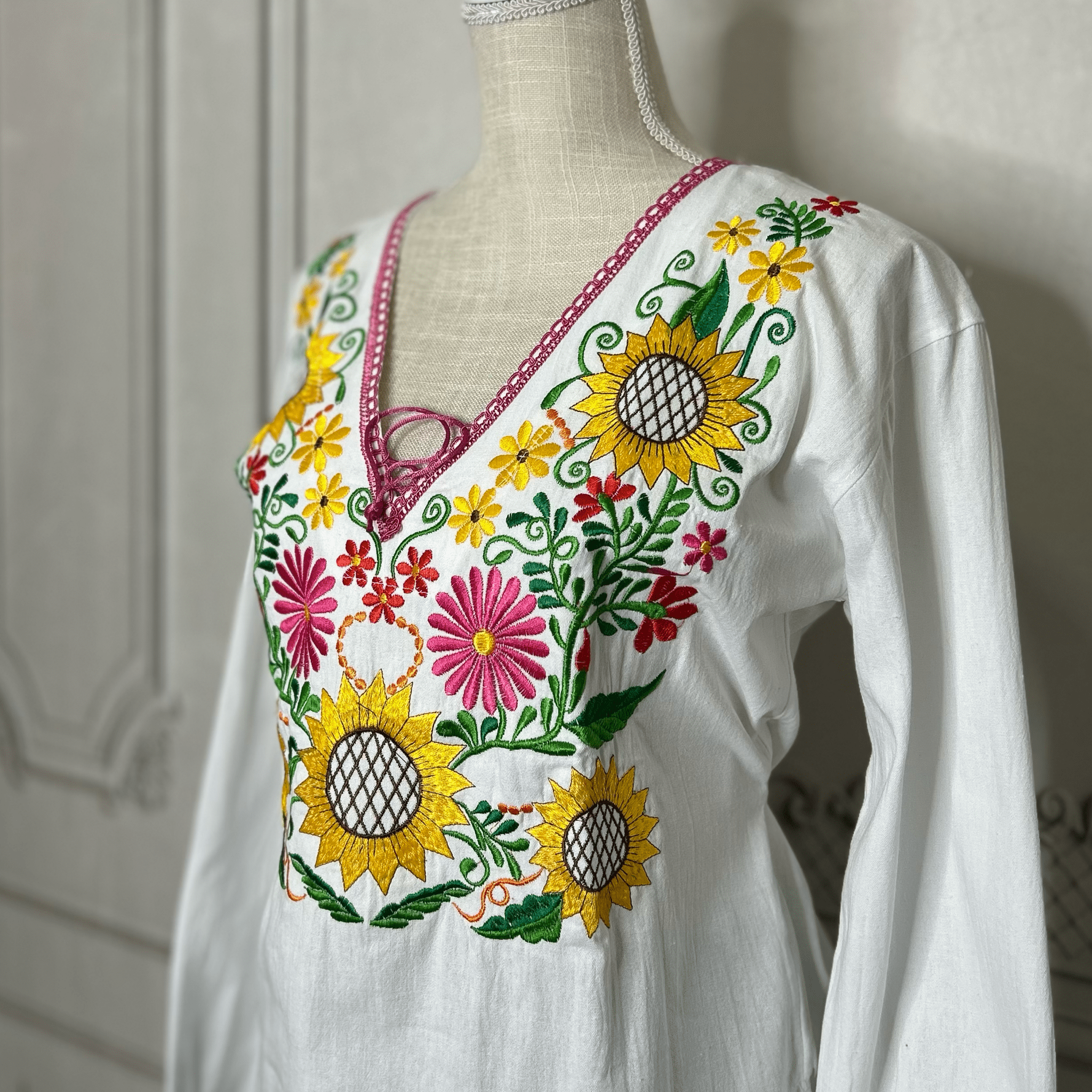 Mexican Embroidered Long Sleeve Sunflower Tunic Mexican Embroidered Long Sleeve Sunflower Tunic