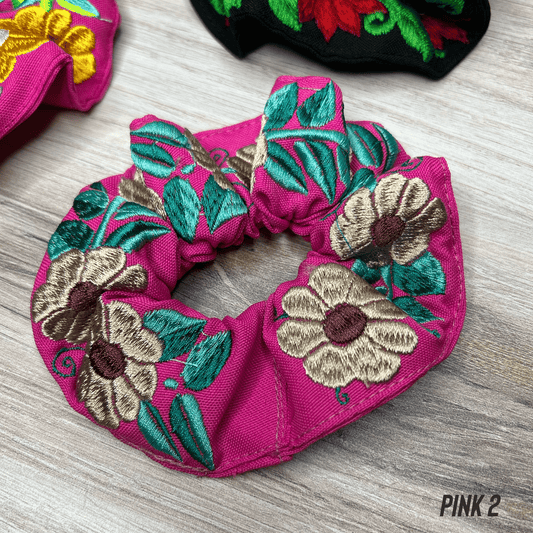 (Mexican Embroidered Scrunchie - Daisy 2 (Mexican Embroidered Scrunchie - Daisy 2