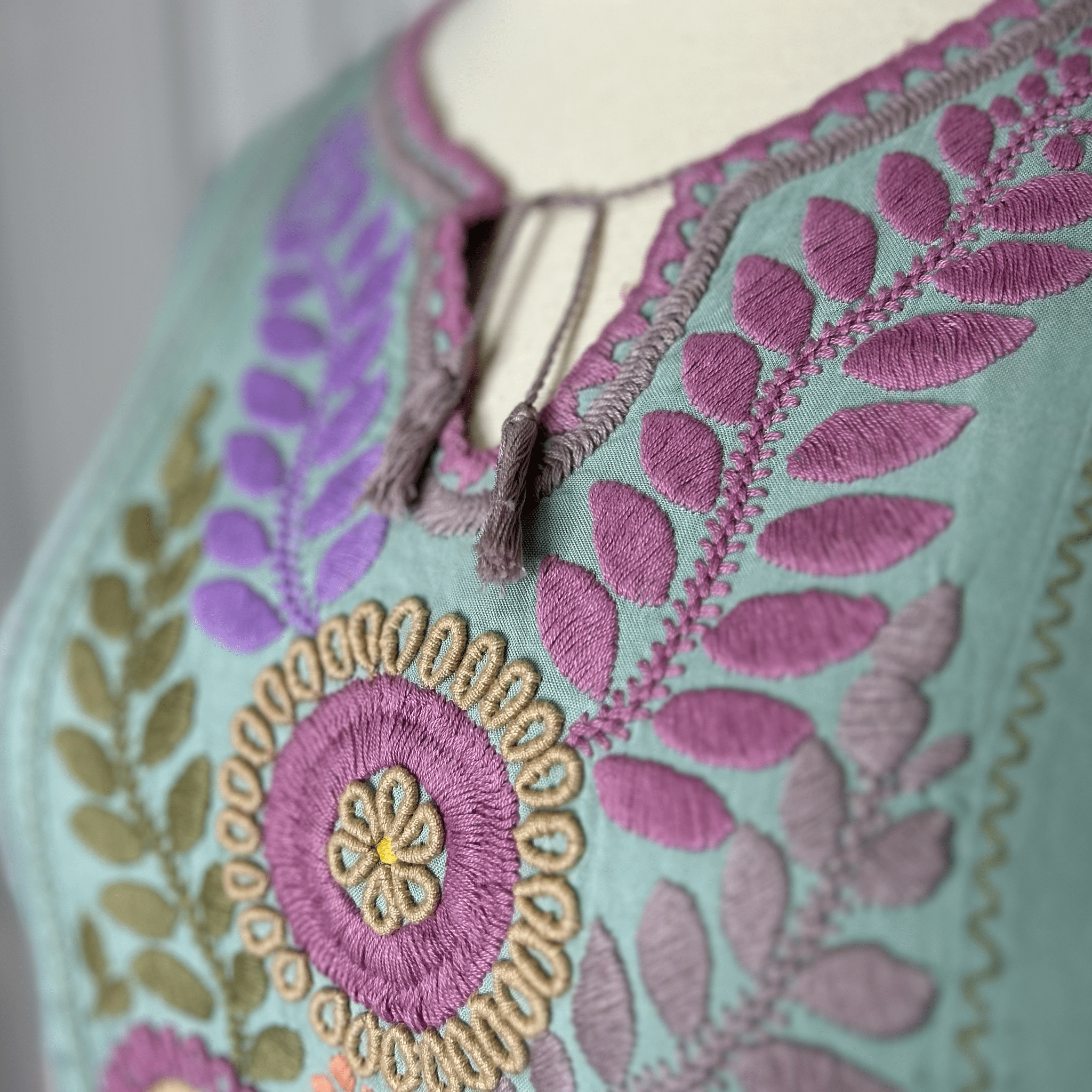 Mexican Plus Size 3/4 Sleeve Tunic - Rococo Multi Mexican Plus Size 3/4 Sleeve Tunic - Rococo Multi