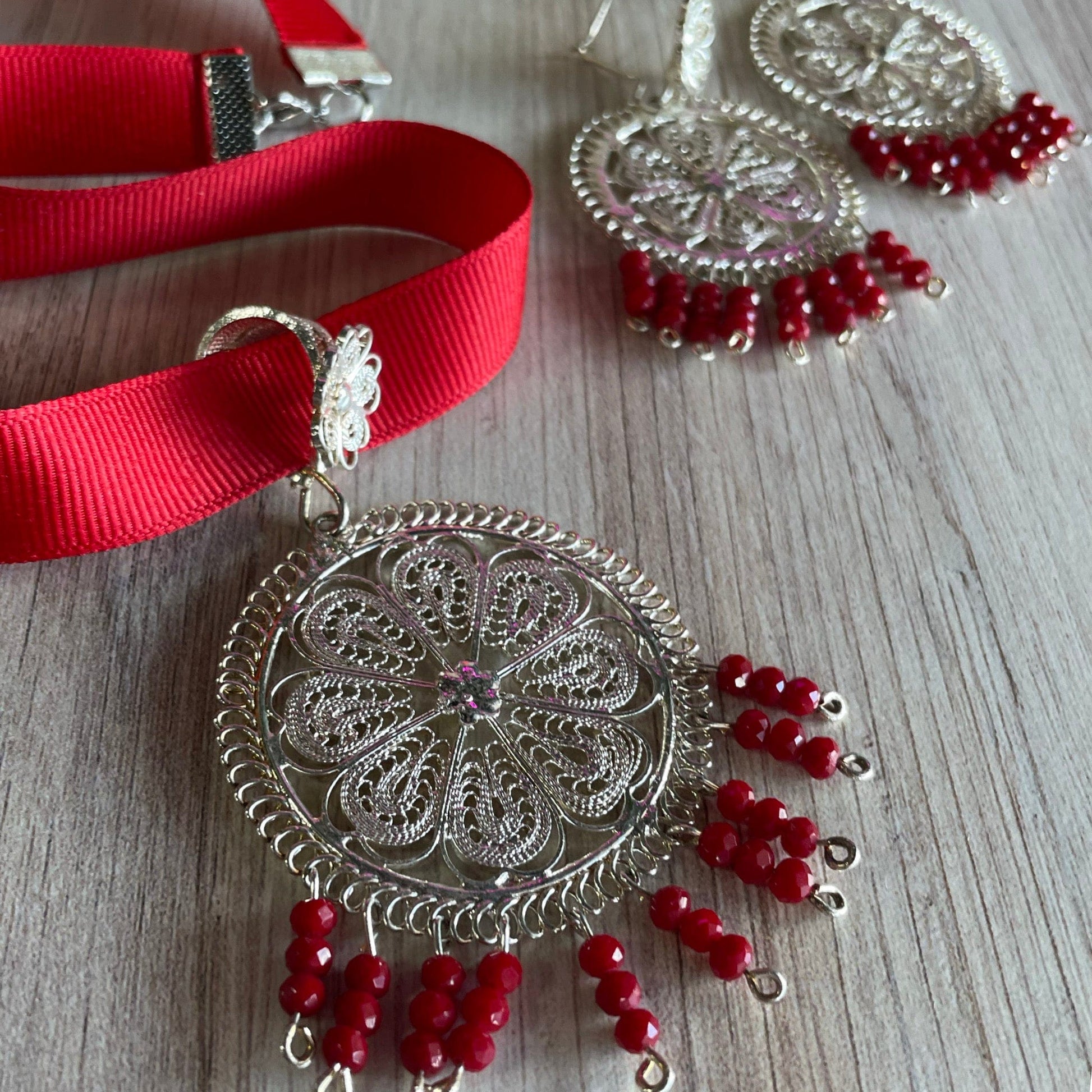 Oaxacan Filigree Earring and Pendant Set  - Round Large Silver Red