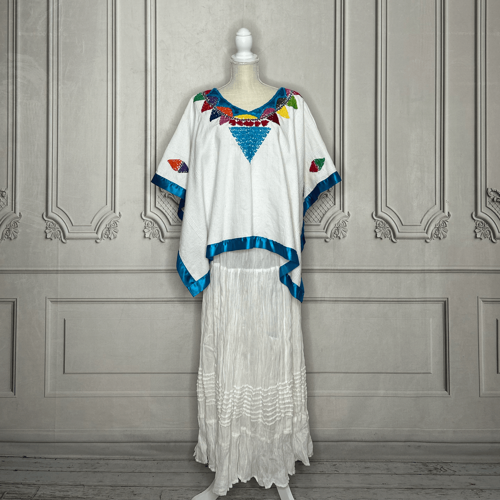 Oaxacan Huipil Blouse - Mixtec Jamiltepec WHITE Oaxacan Huipil Blouse - Mixtec Jamiltepec WHITE