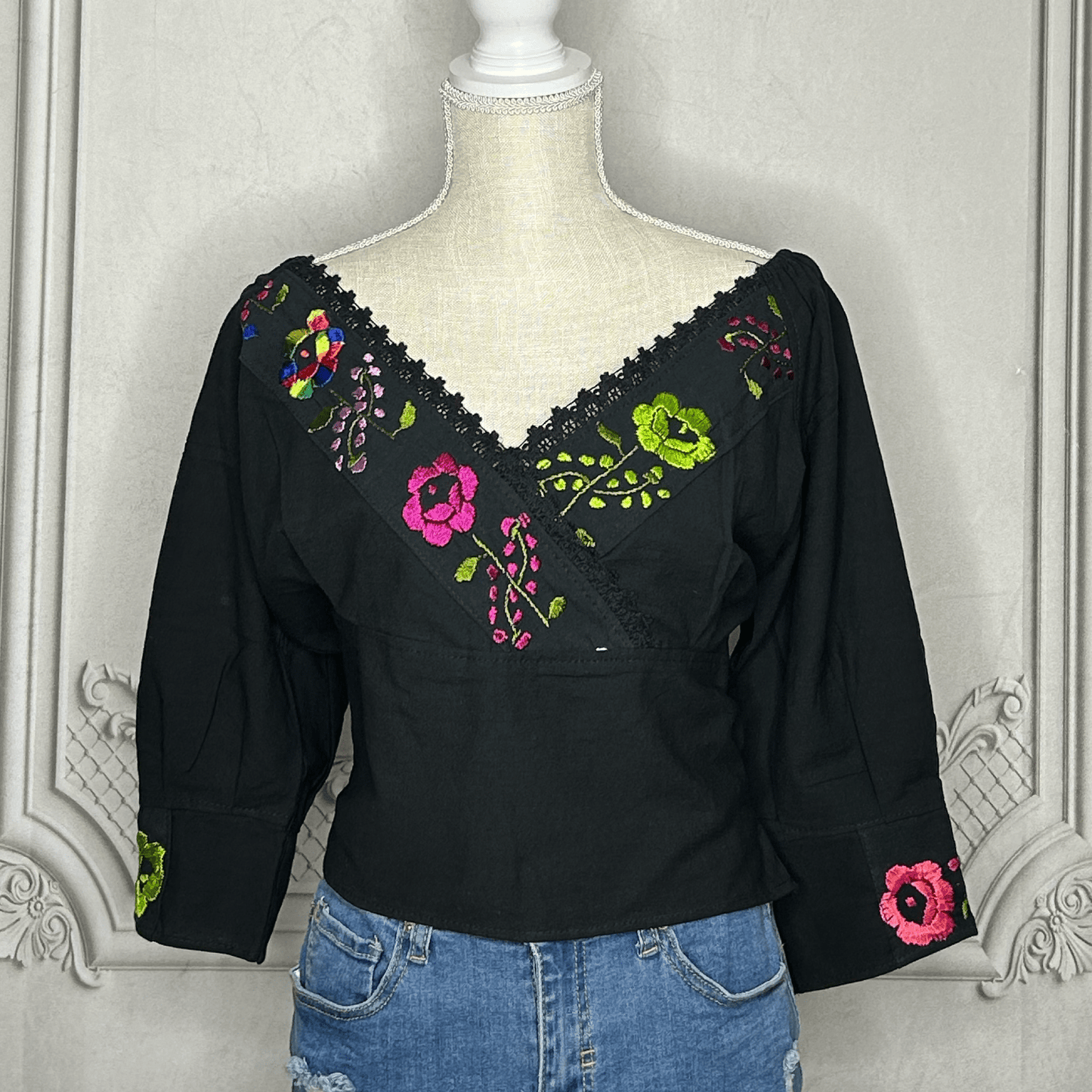 Off Shoulder Tie Knot Cuffed Mexican Crop Top - Margarita