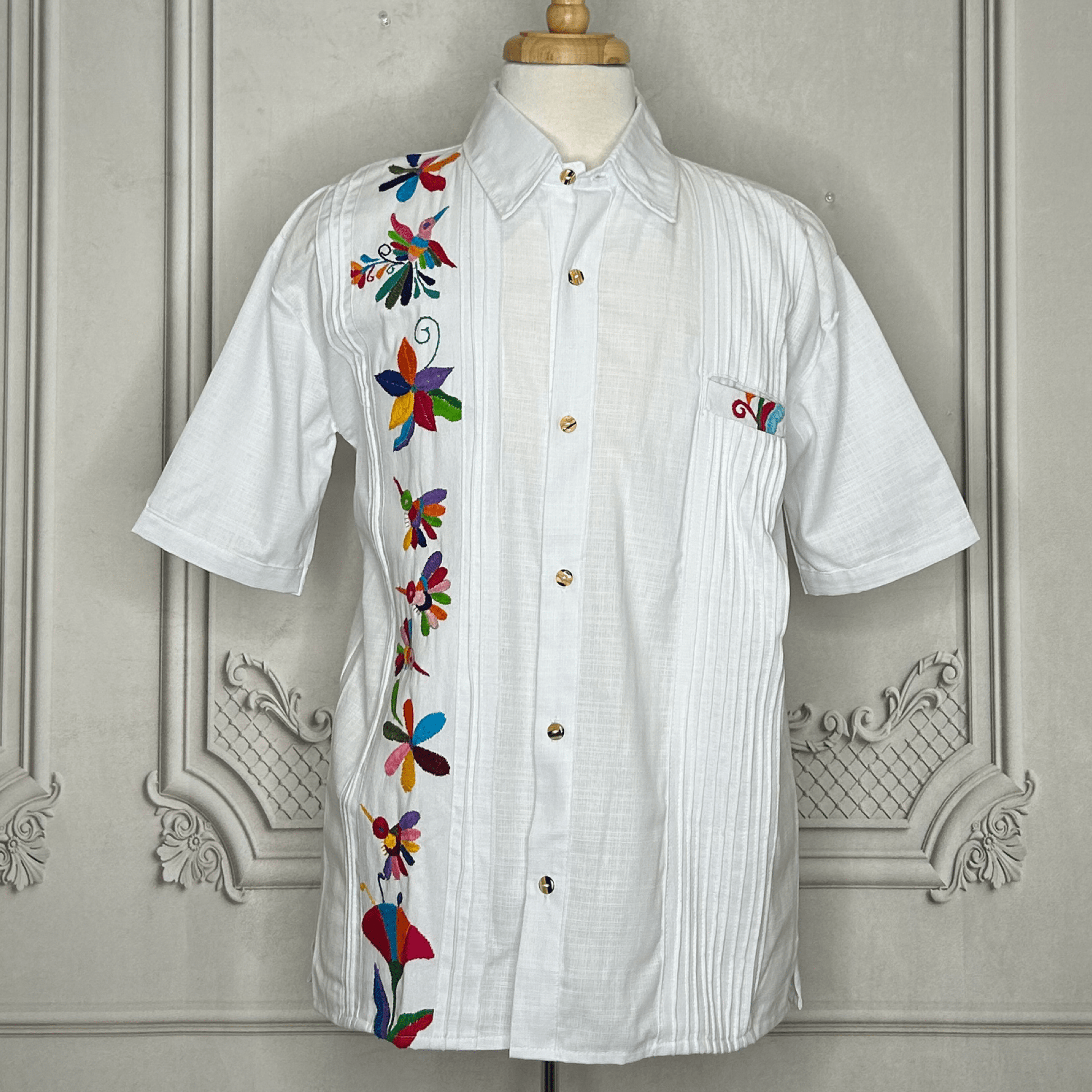 Otomi Men's Linen Guayabera