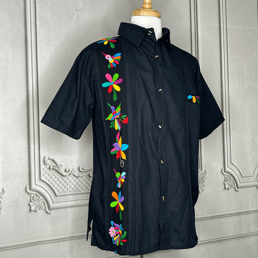 Otomi Men's Linen Guayabera