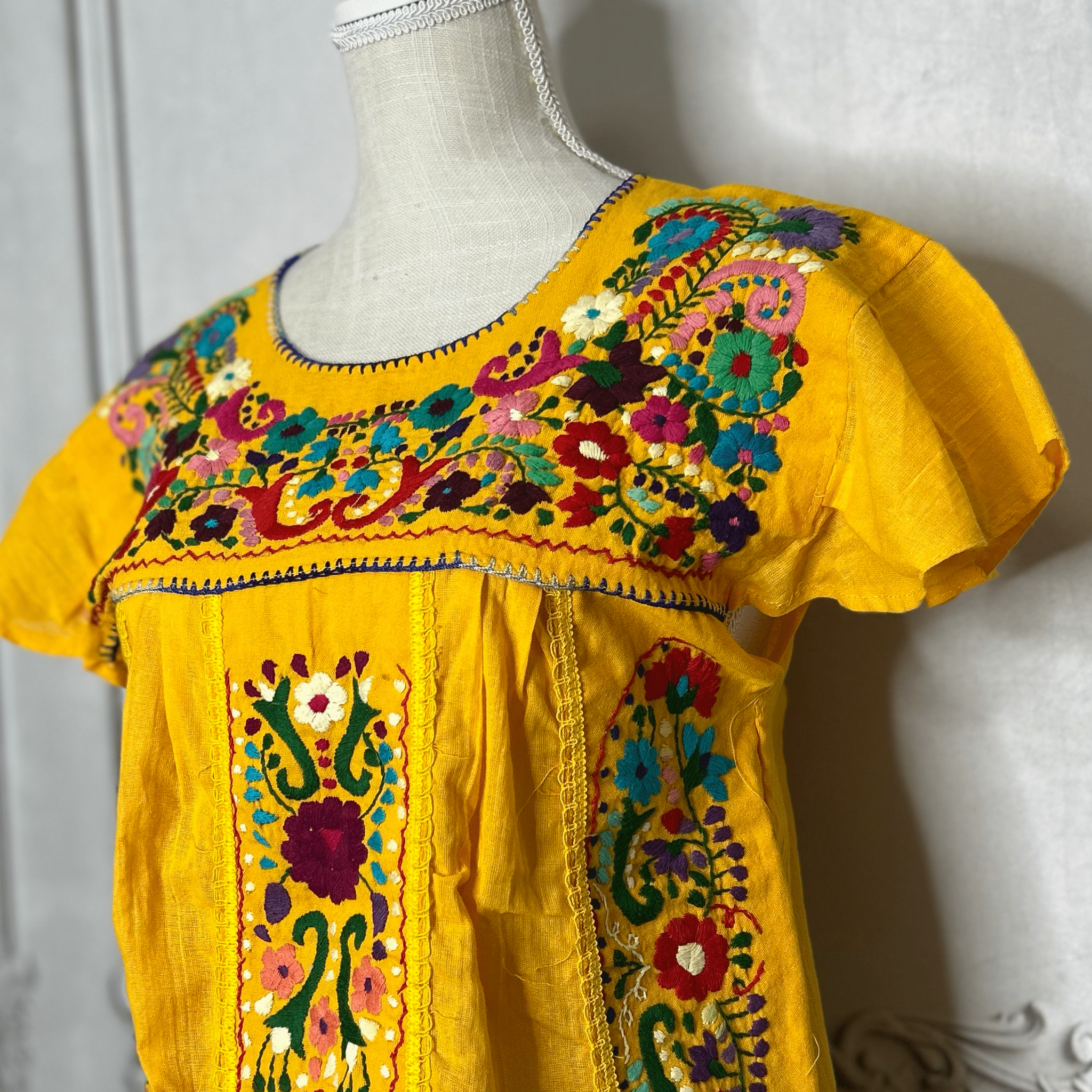 Puebla Embroidered Gauze Blouse - Butterfly Sleeve Puebla Embroidered Gauze Blouse - Butterfly Sleeve