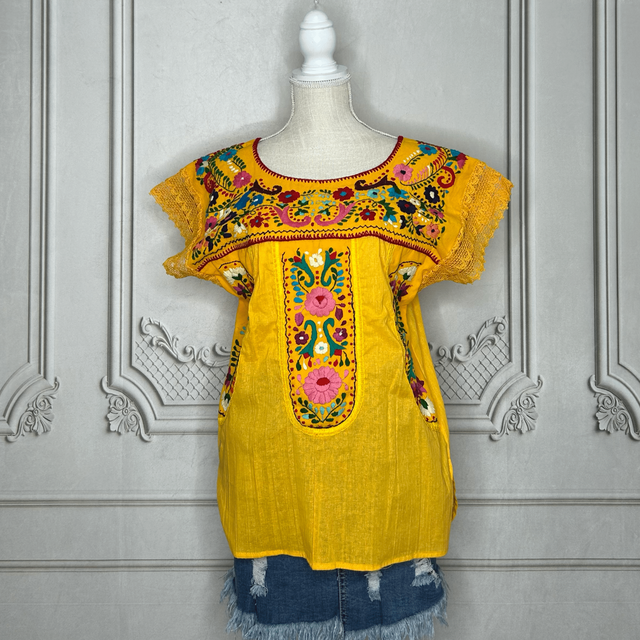 Puebla Embroidered Gauze Blouse - Laced Sleeve Puebla Embroidered Gauze Blouse - Laced Sleeve