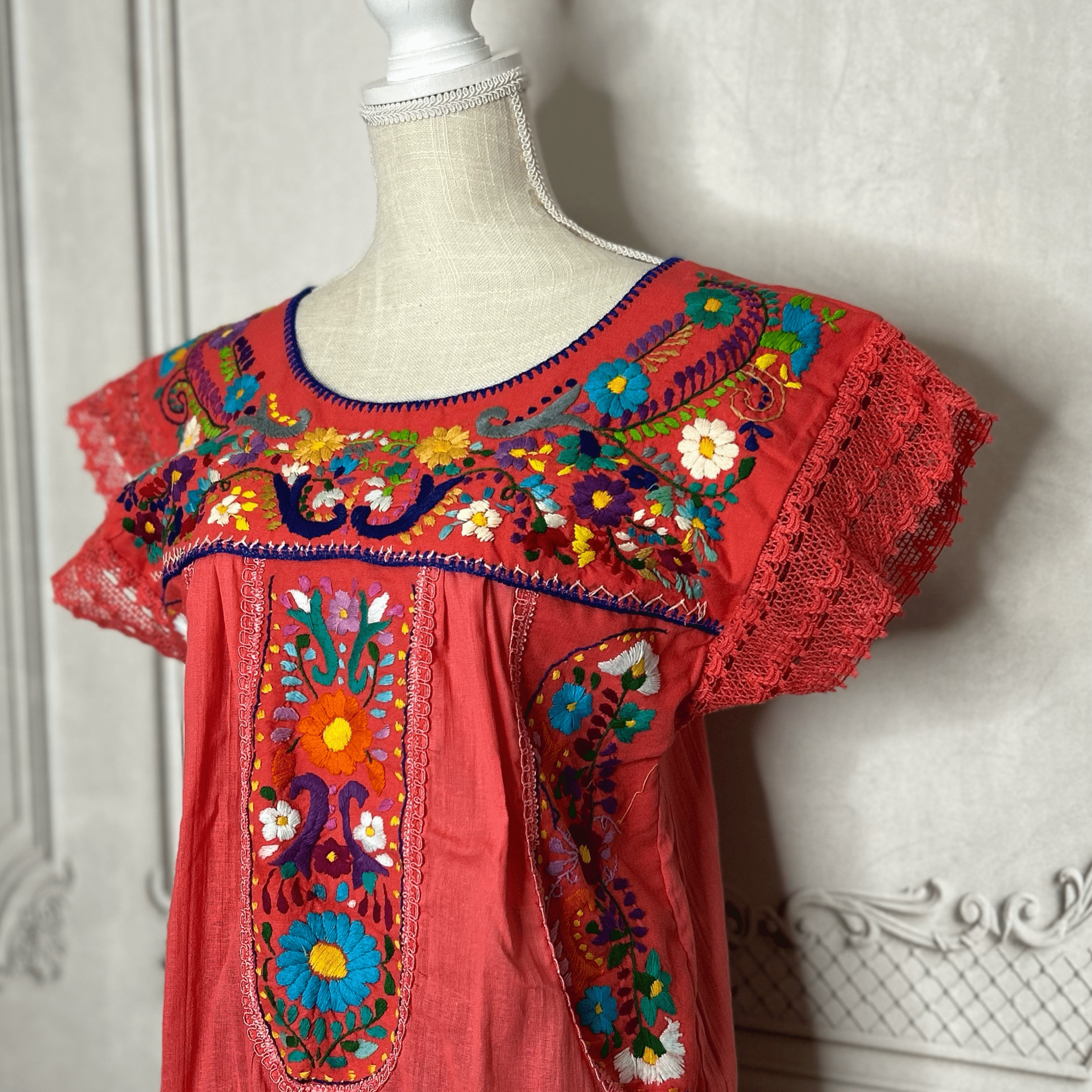 Puebla Embroidered Gauze Blouse - Laced Sleeve Puebla Embroidered Gauze Blouse - Laced Sleeve