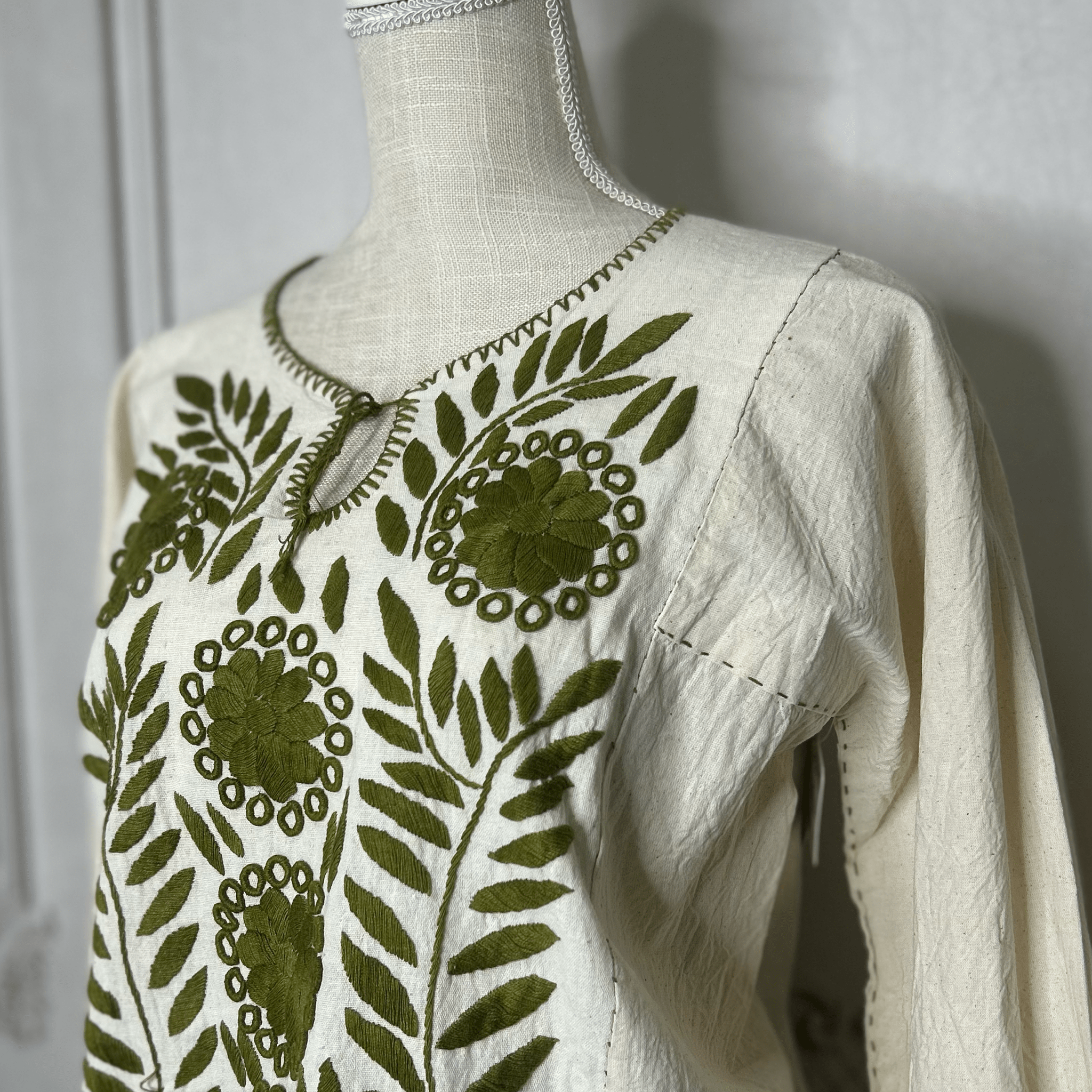 Rococo 3/4 Sleeve Tunic -  Manta Rococo 3/4 Sleeve Tunic -  Manta