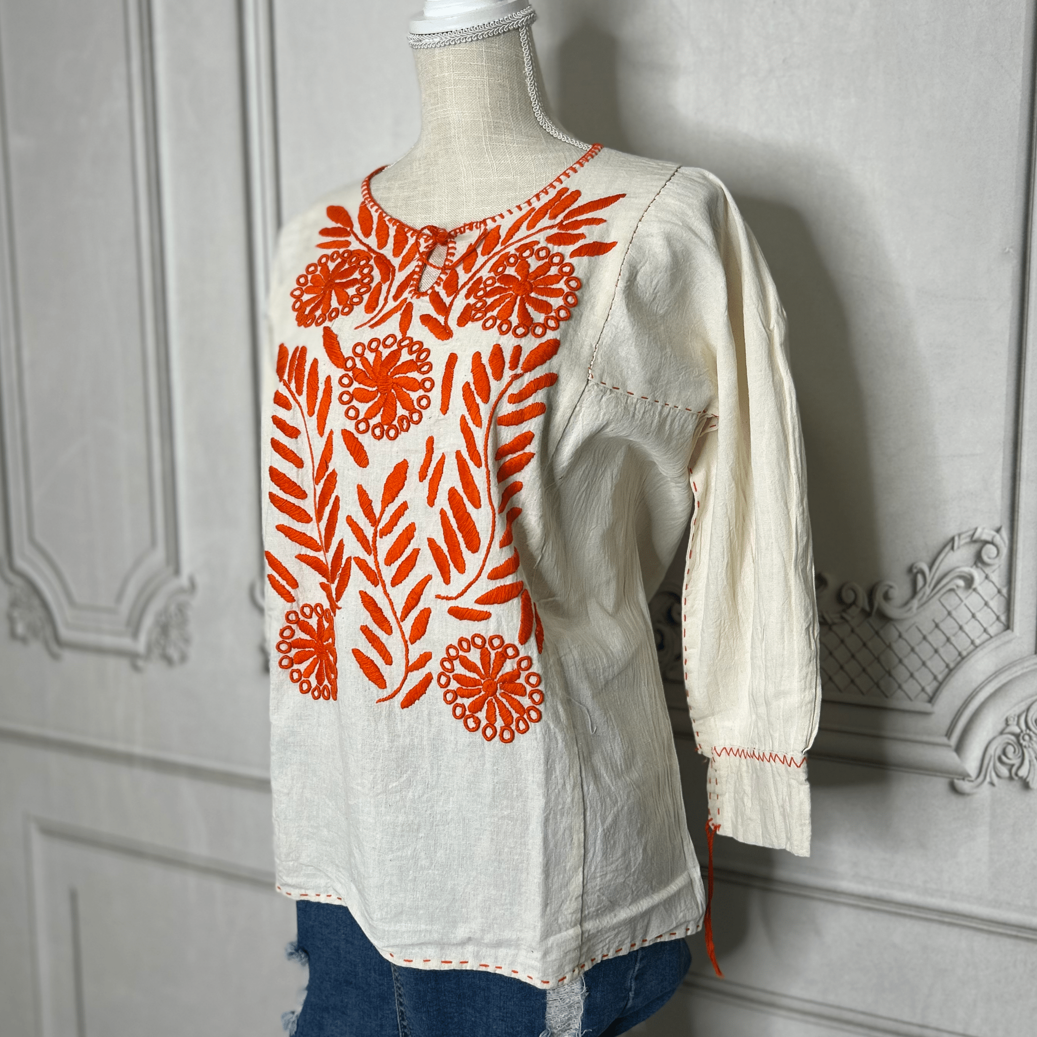 Rococo 3/4 Sleeve Tunic -  Manta Rococo 3/4 Sleeve Tunic -  Manta